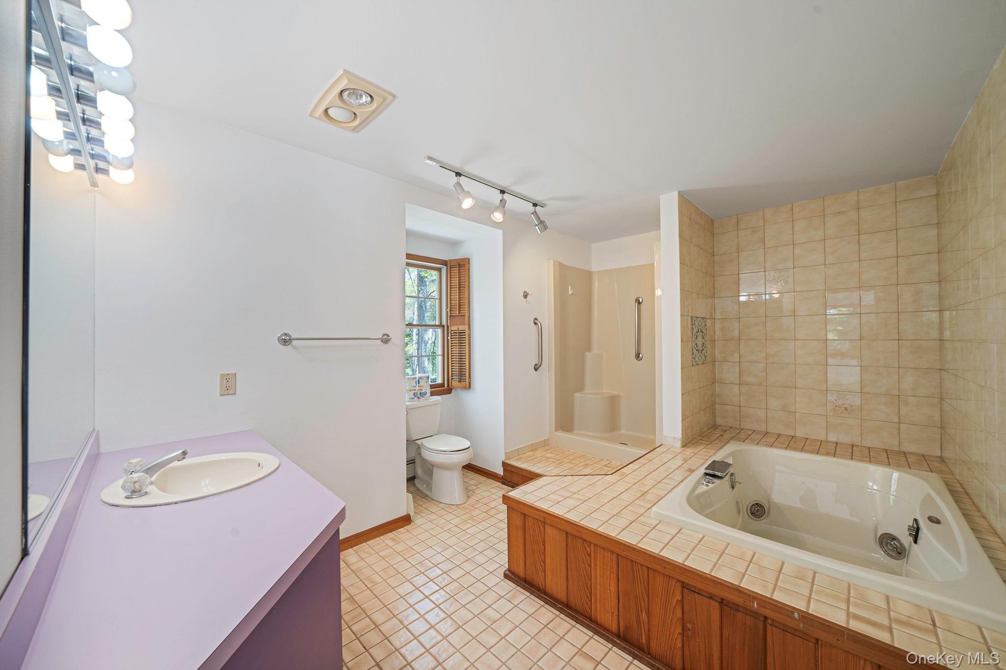 Single Family Chambord  Suffolk County, NY 11786, MLS-961158-42