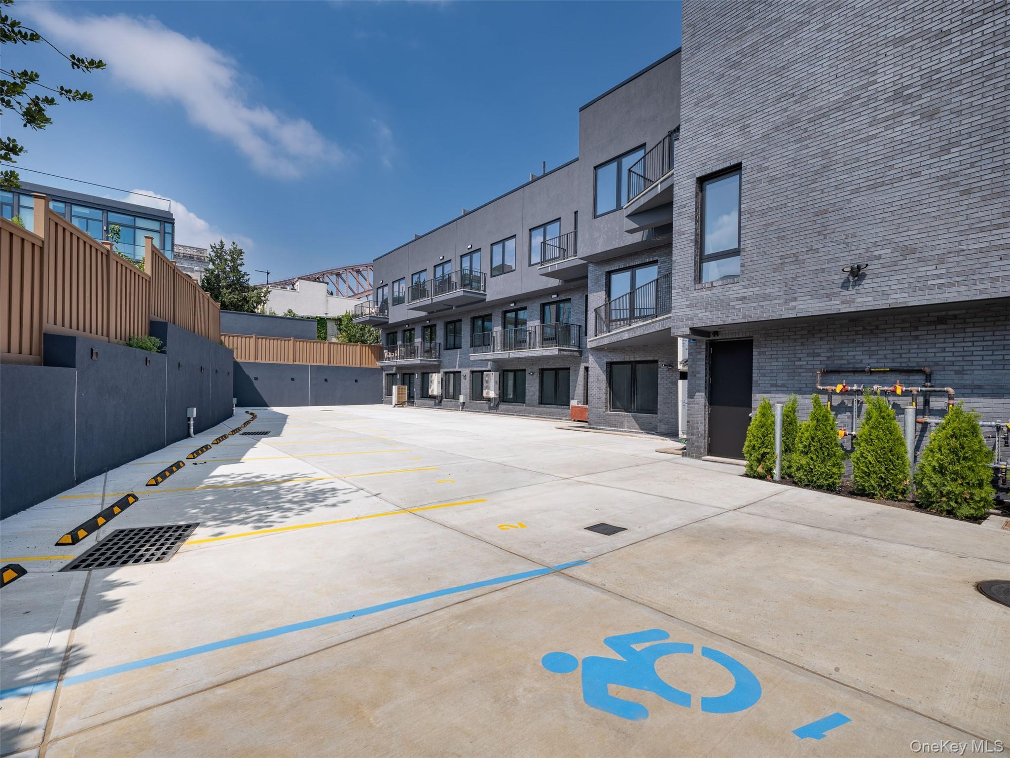 Condo Shore  Queens, NY 11105, MLS-961171-8