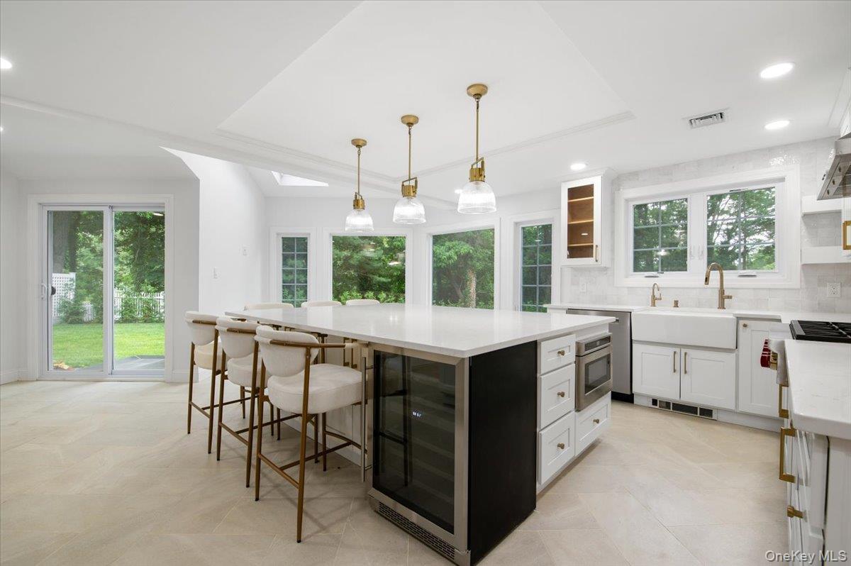 Single Family Peppermill Lane  Suffolk County, NY 11746, MLS-961189-11