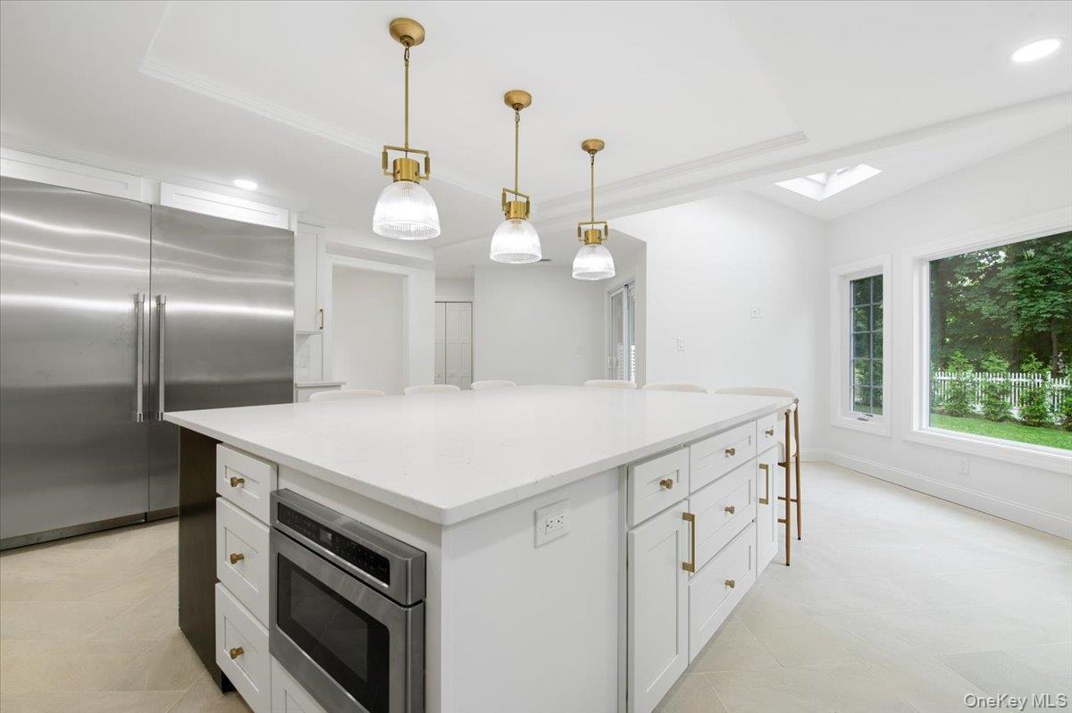 Single Family Peppermill Lane  Suffolk County, NY 11746, MLS-961189-12