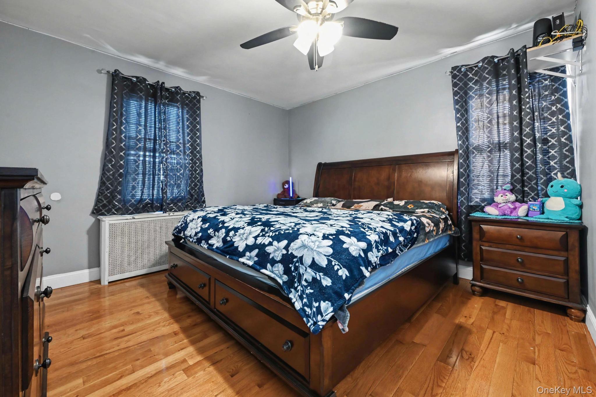 Single Family Little Neck  Queens, NY 11004, MLS-961190-10