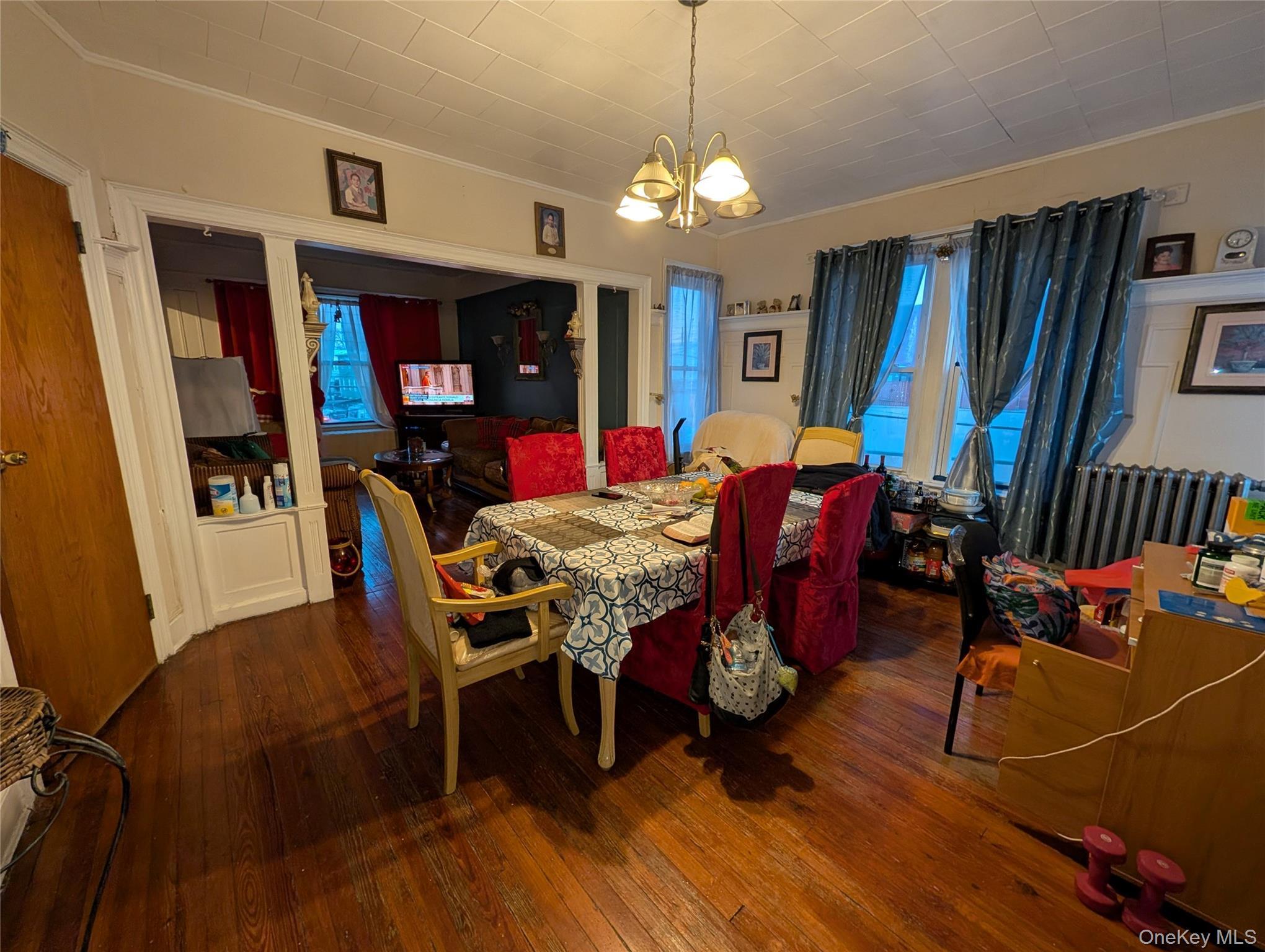 Single Family 76th  Queens, NY 11421, MLS-961201-22