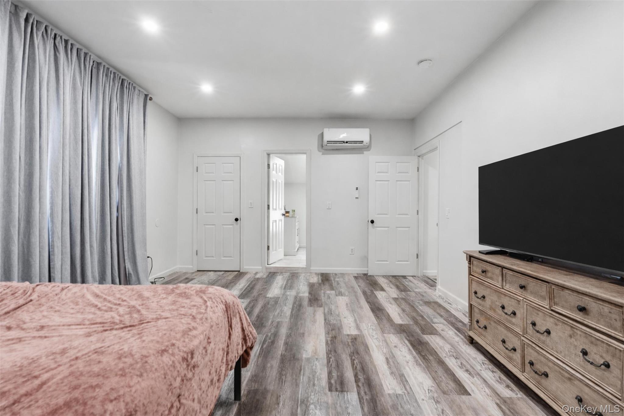 Single Family Warwick  Orange County, NY 10990, MLS-961212-11