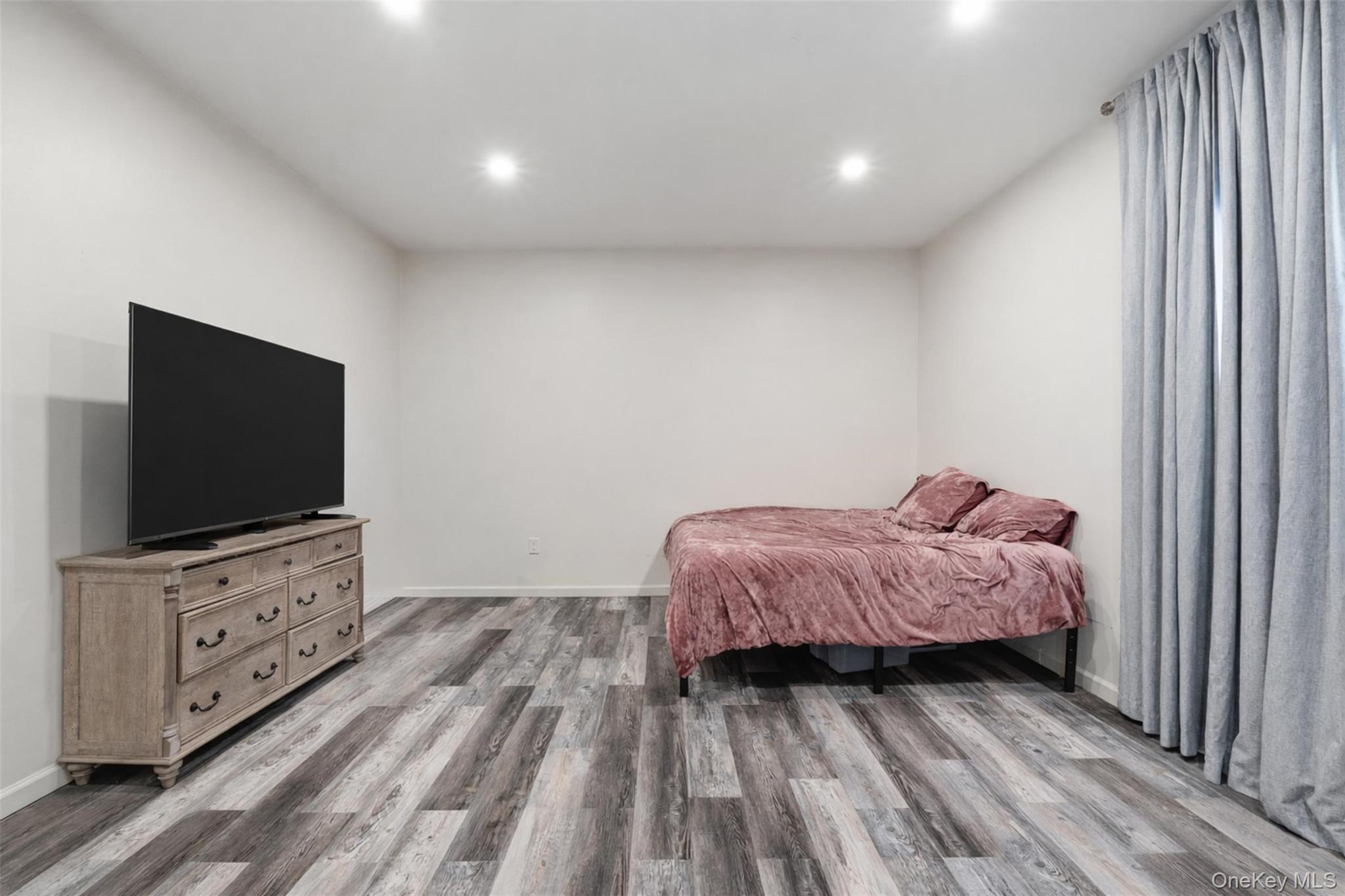 Single Family Warwick  Orange County, NY 10990, MLS-961212-12