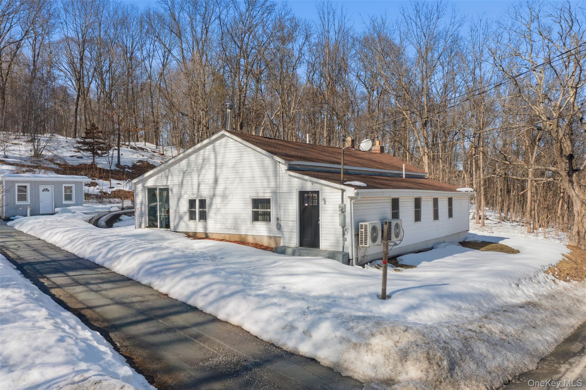 Single Family Warwick  Orange County, NY 10990, MLS-961212-2