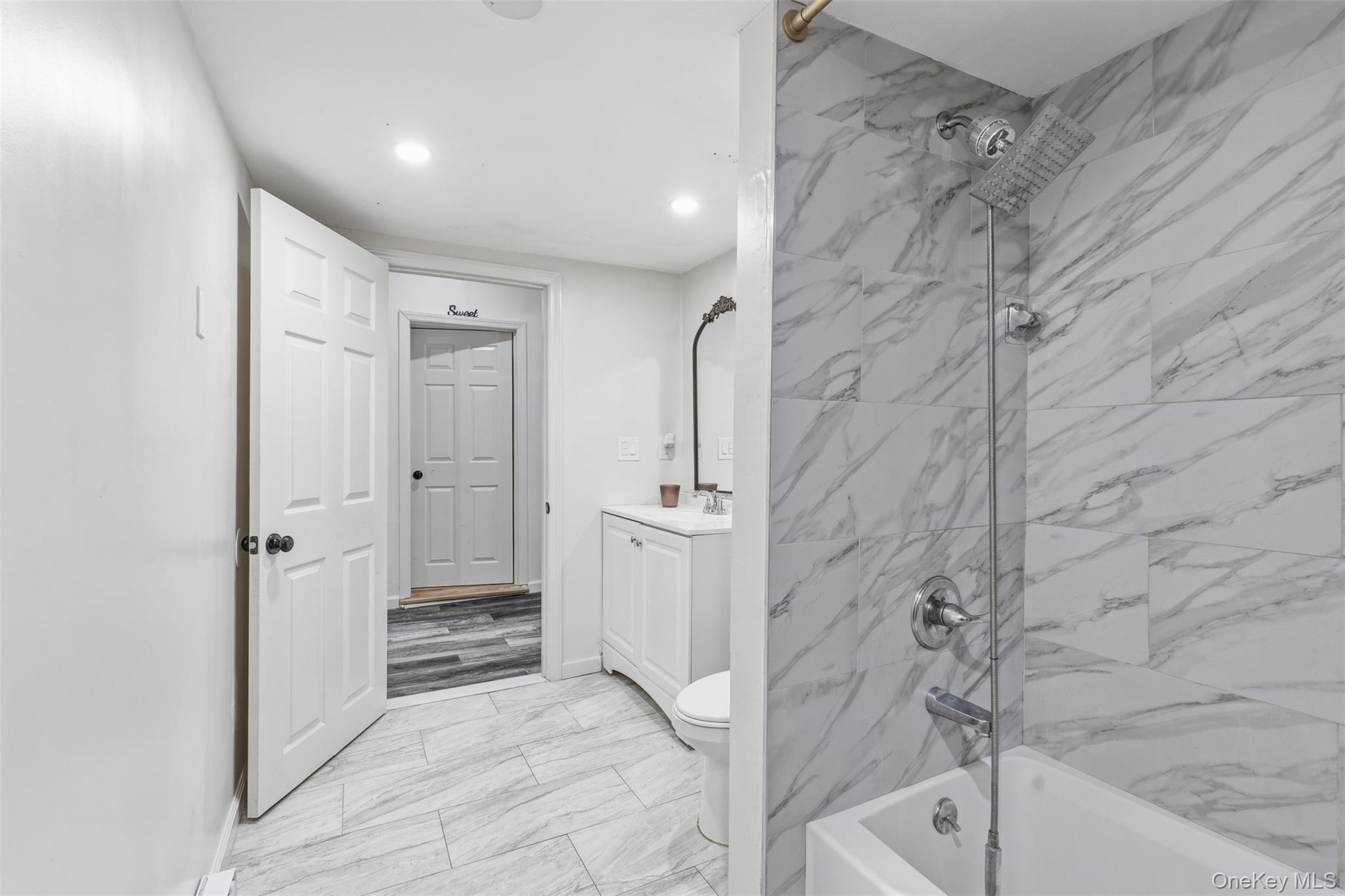 Single Family Warwick  Orange County, NY 10990, MLS-961212-24