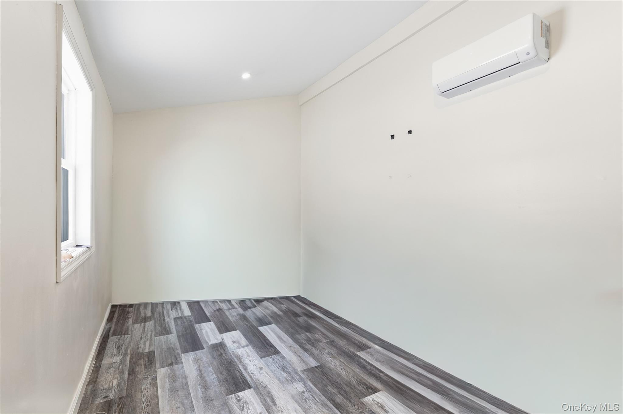 Single Family Warwick  Orange County, NY 10990, MLS-961212-27