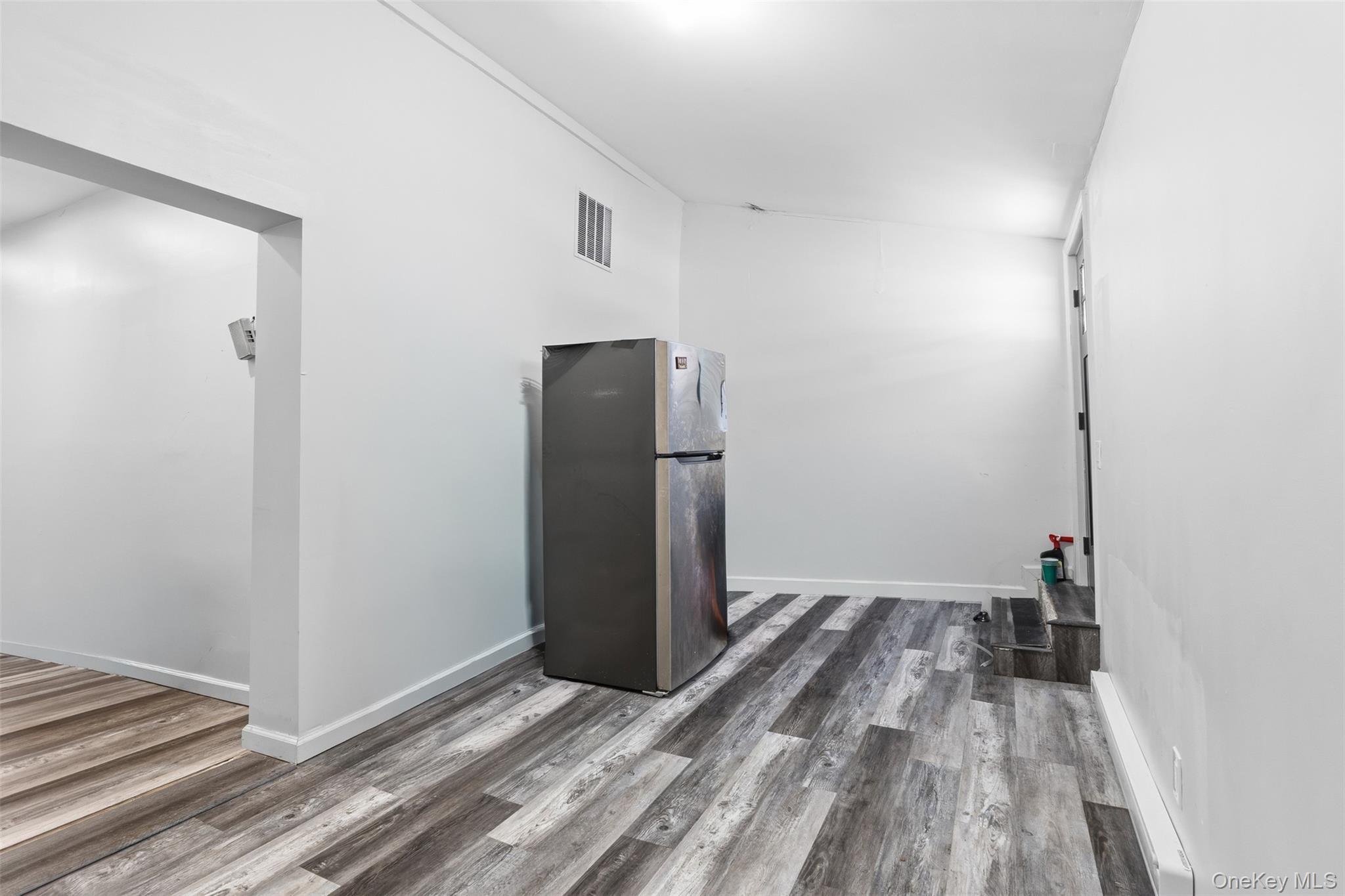 Single Family Warwick  Orange County, NY 10990, MLS-961212-28