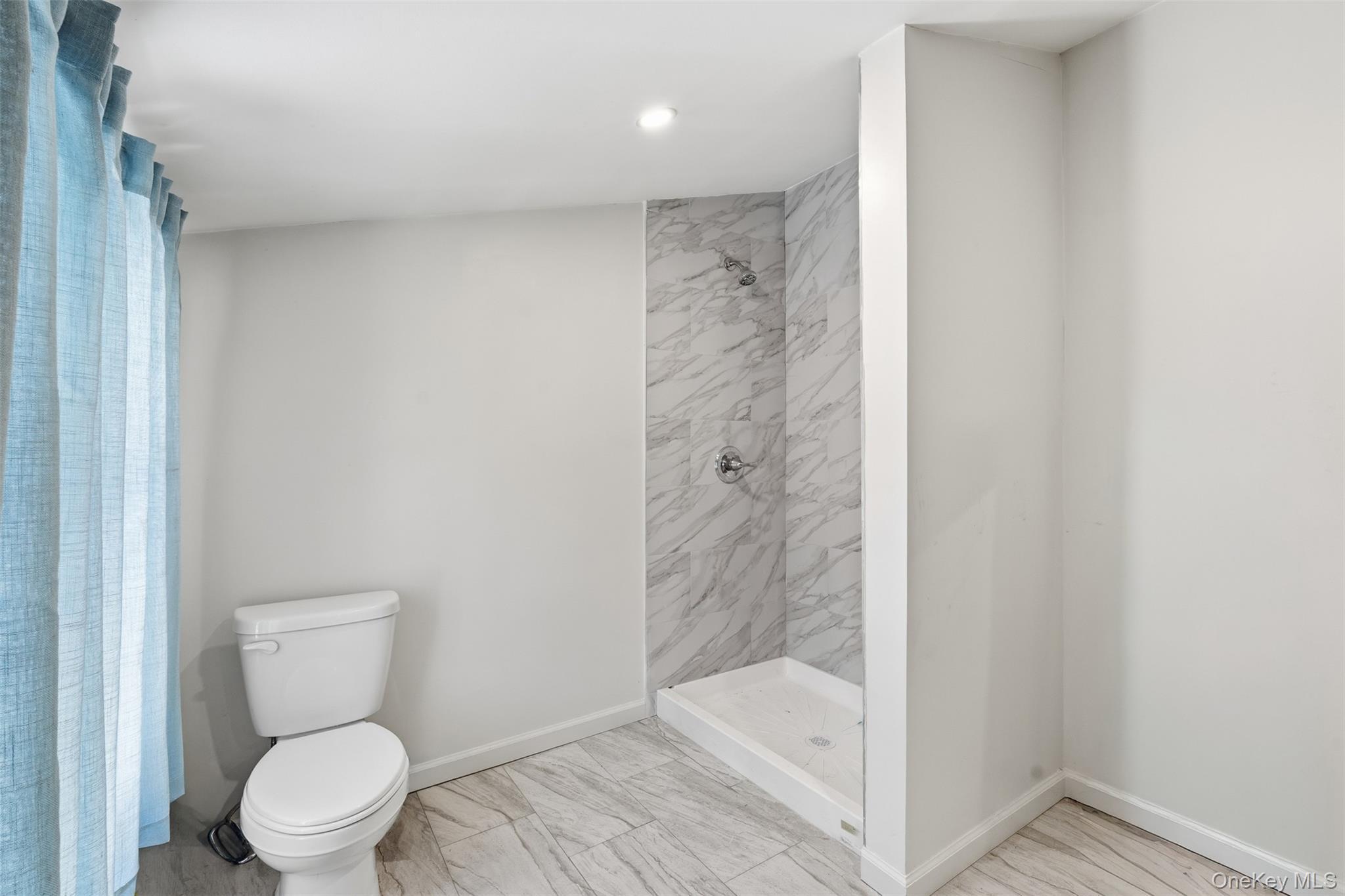 Single Family Warwick  Orange County, NY 10990, MLS-961212-31