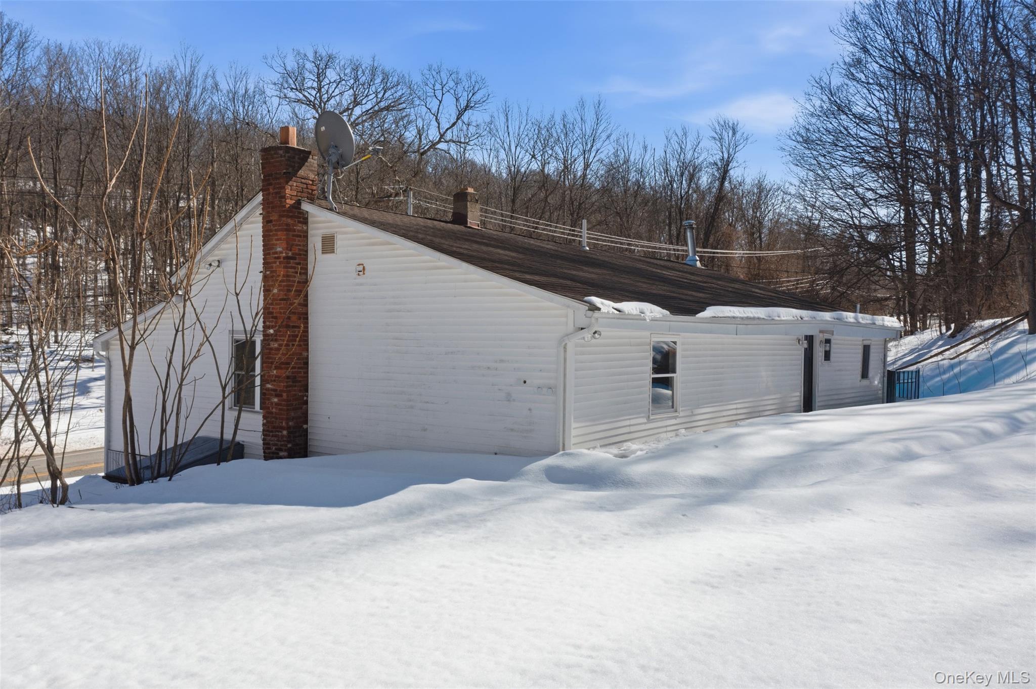 Single Family Warwick  Orange County, NY 10990, MLS-961212-33