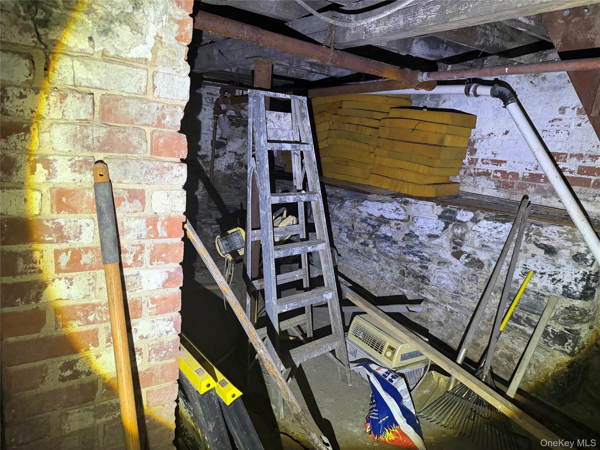 Single Family 7th  Westchester County, NY 10550, MLS-961225-22