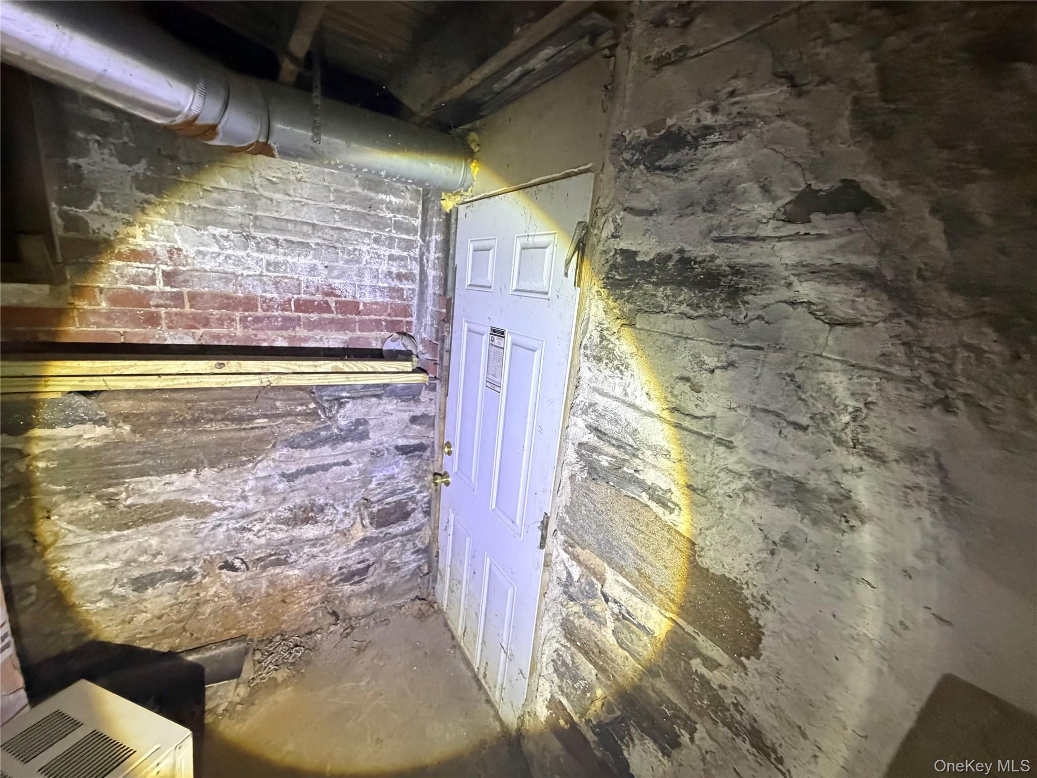 Single Family 7th  Westchester County, NY 10550, MLS-961225-24