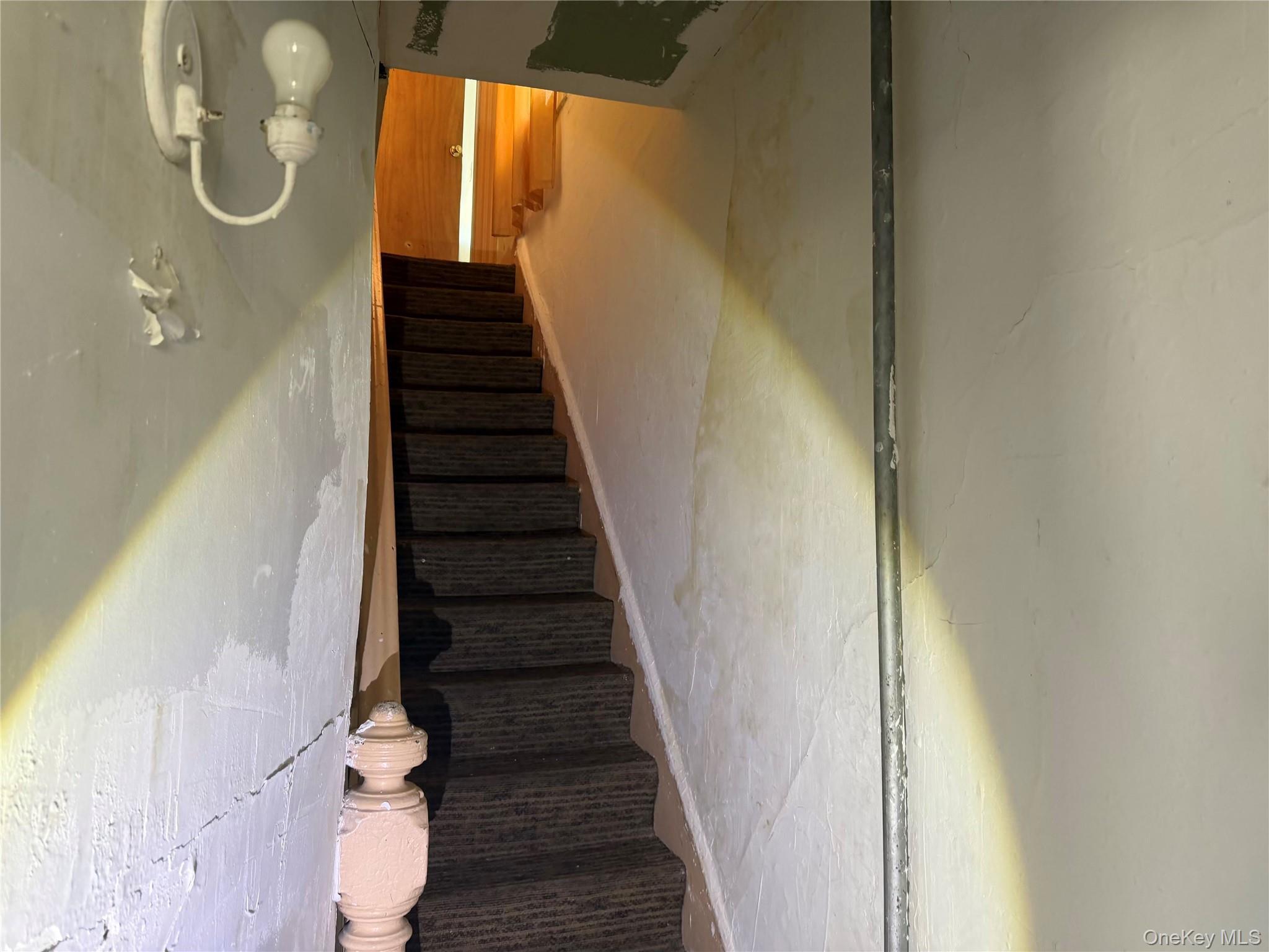 Single Family 7th  Westchester County, NY 10550, MLS-961225-25