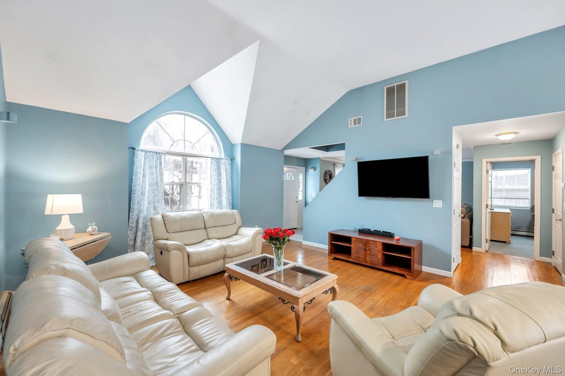 Single Family Friendship  Suffolk County, NY 11778, MLS-961233-30