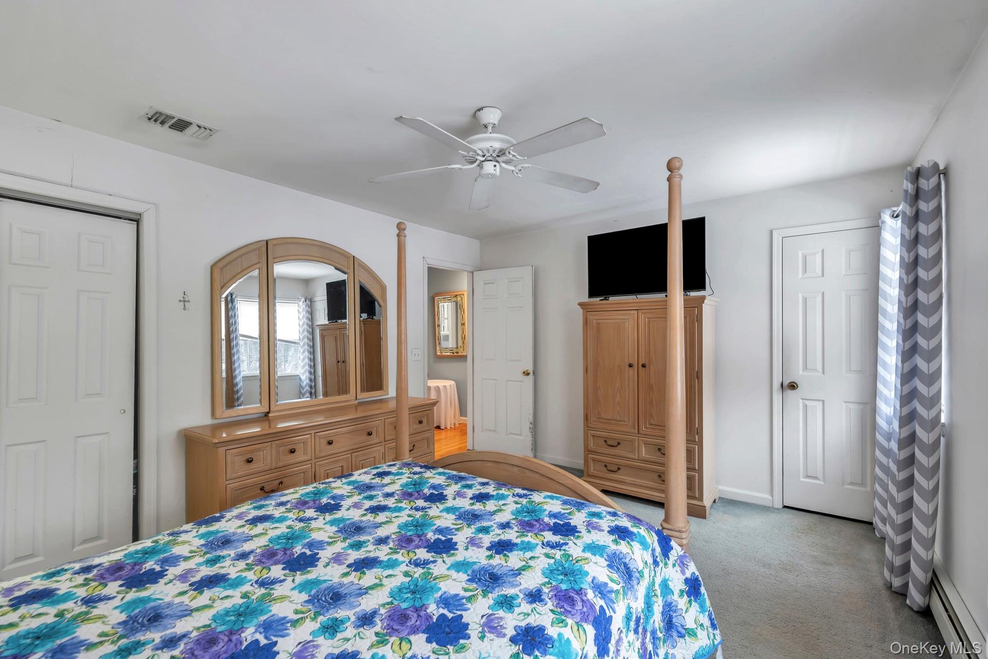 Single Family Friendship  Suffolk County, NY 11778, MLS-961233-39