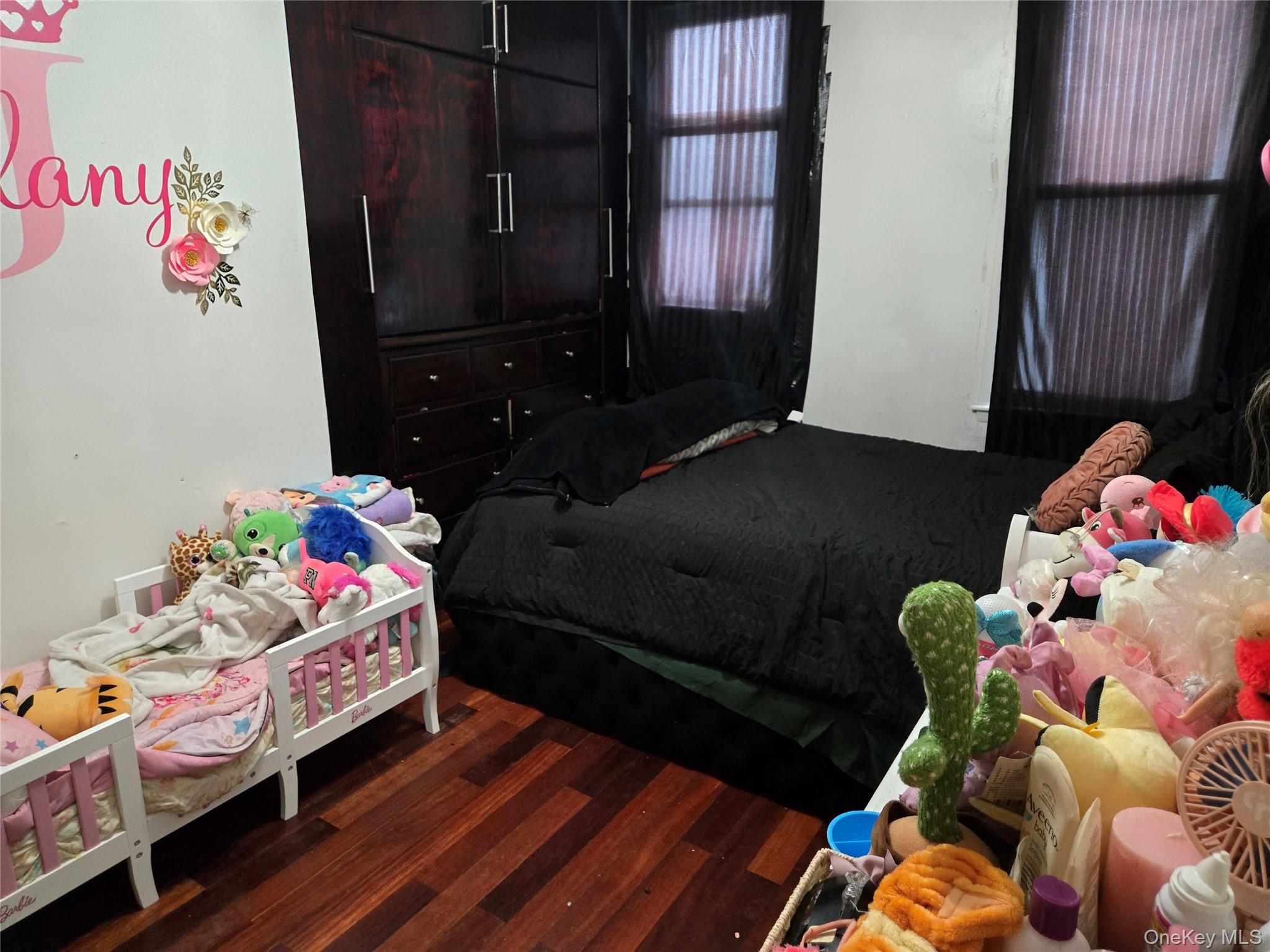 Single Family 75th  Queens, NY 11421, MLS-961240-21