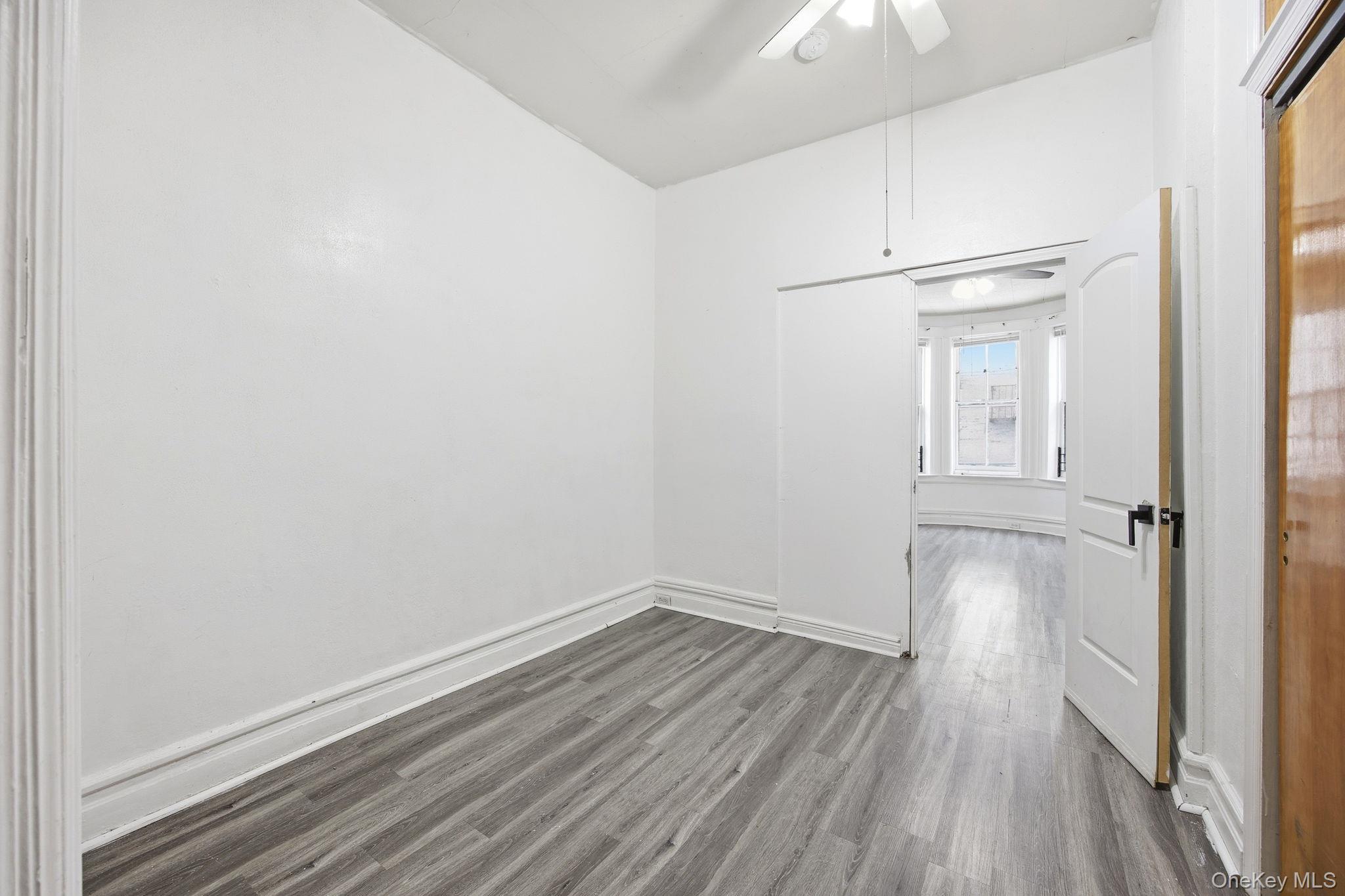 Single Family Putnam Queens, NY 11385, MLS-961248-11