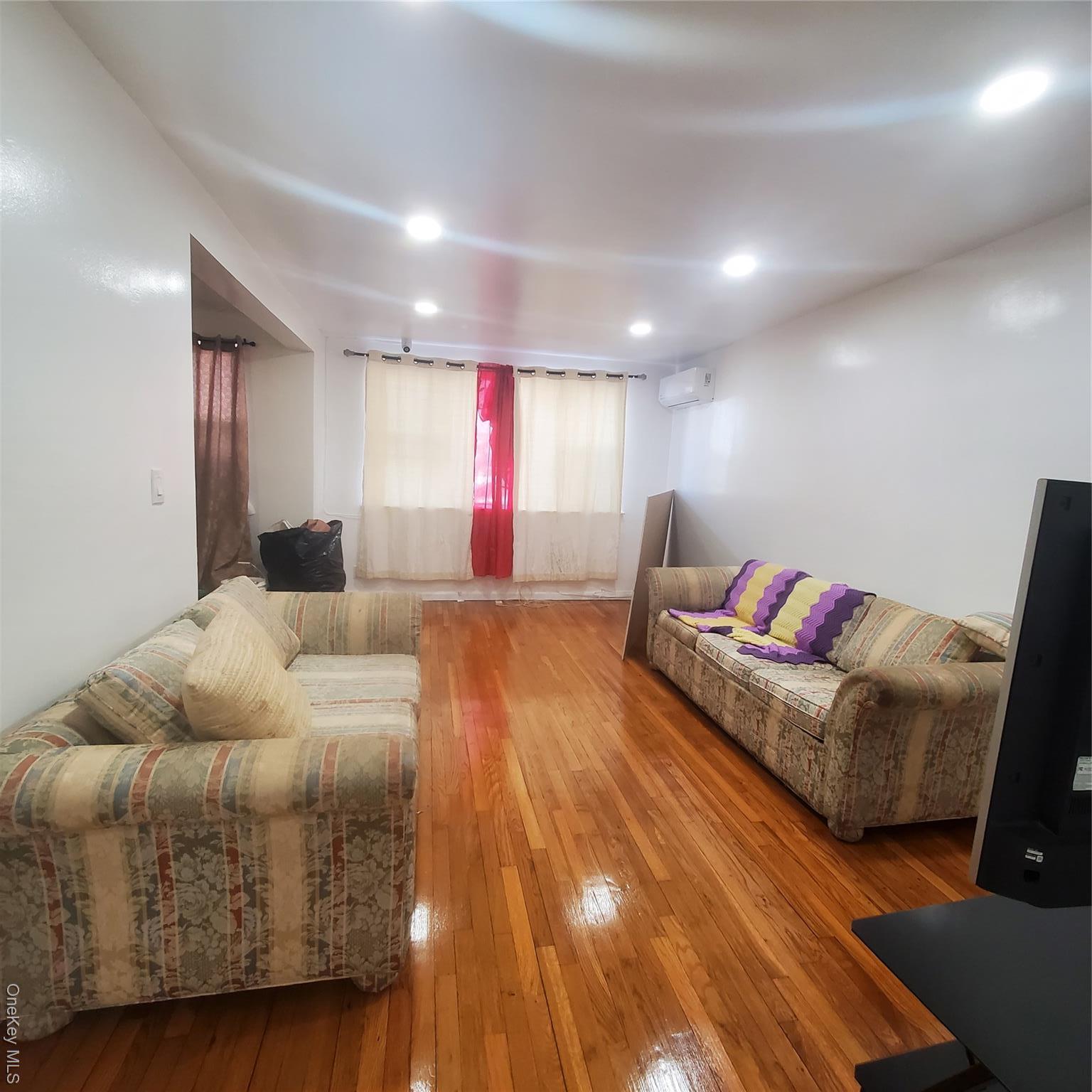 Single Family 58th  Brooklyn, NY 11234, MLS-961263-26