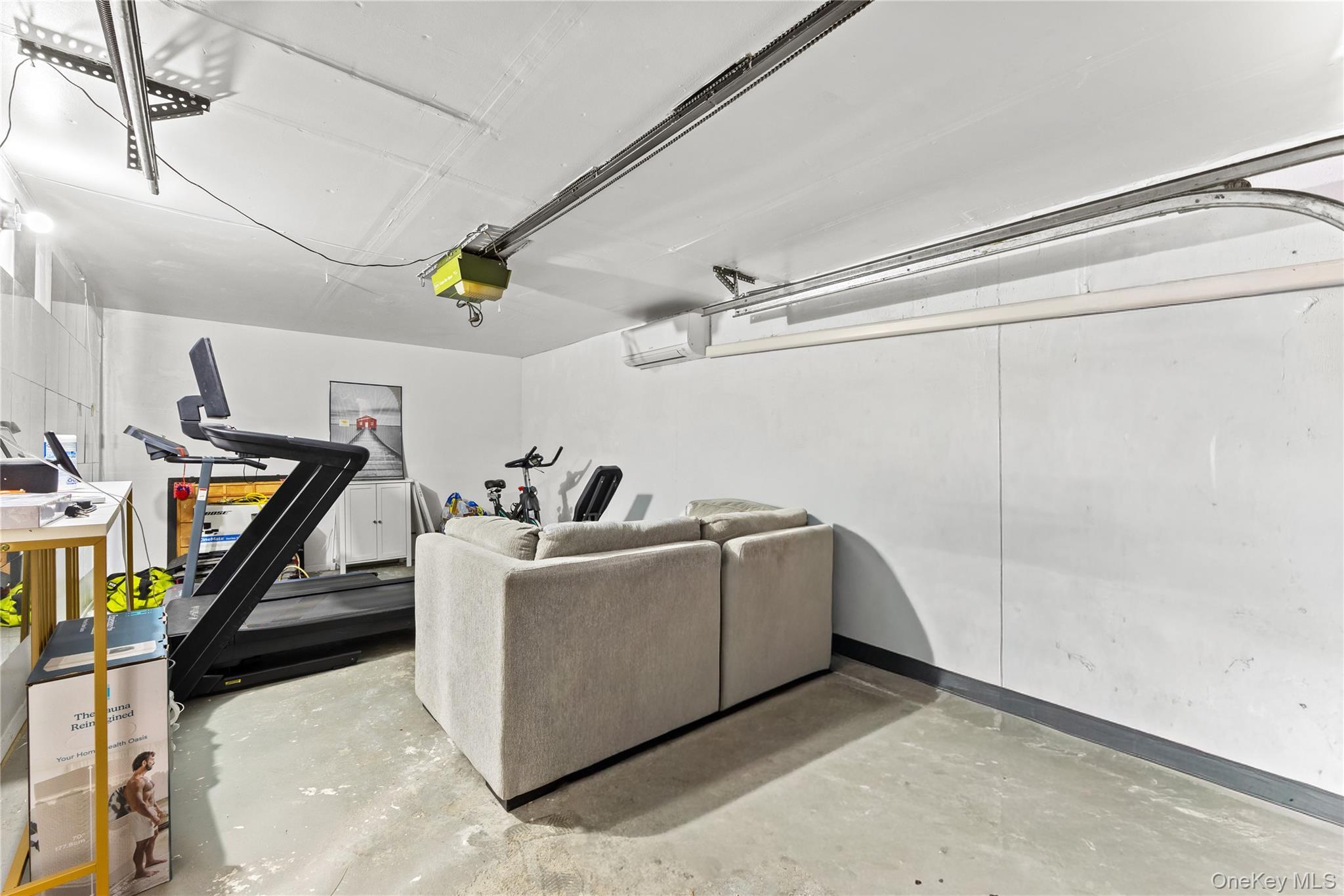 Single Family 67th Queens, NY 11362, MLS-961264-19