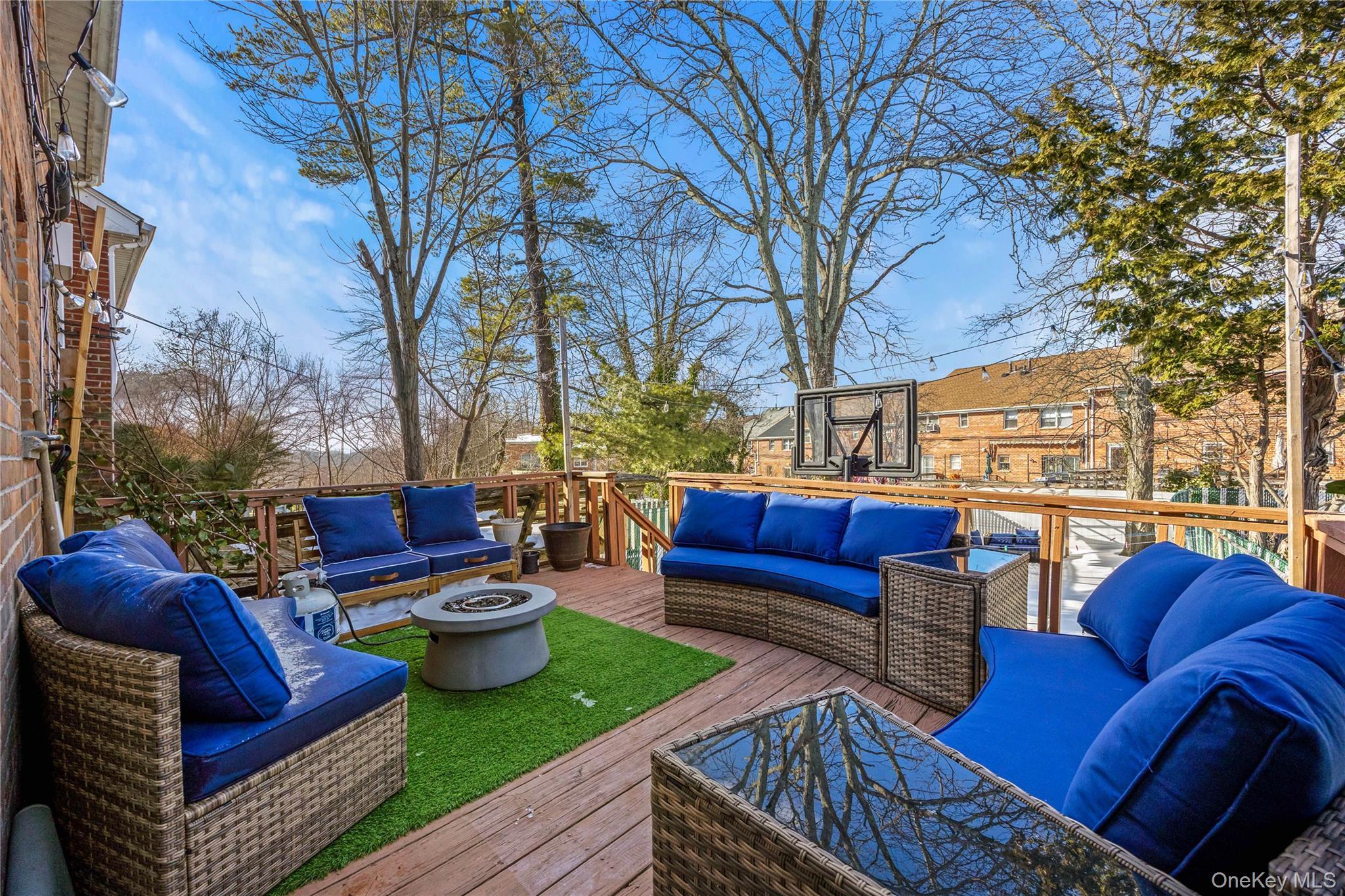 Single Family 67th Queens, NY 11362, MLS-961264-23