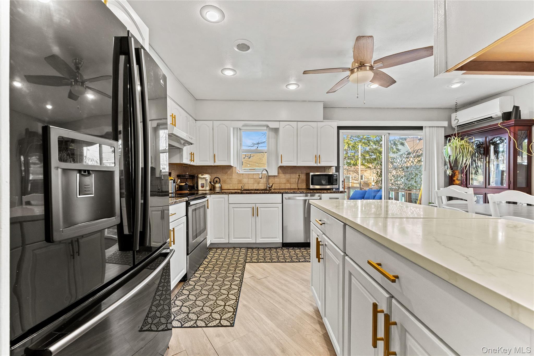 Single Family 67th Queens, NY 11362, MLS-961264-6