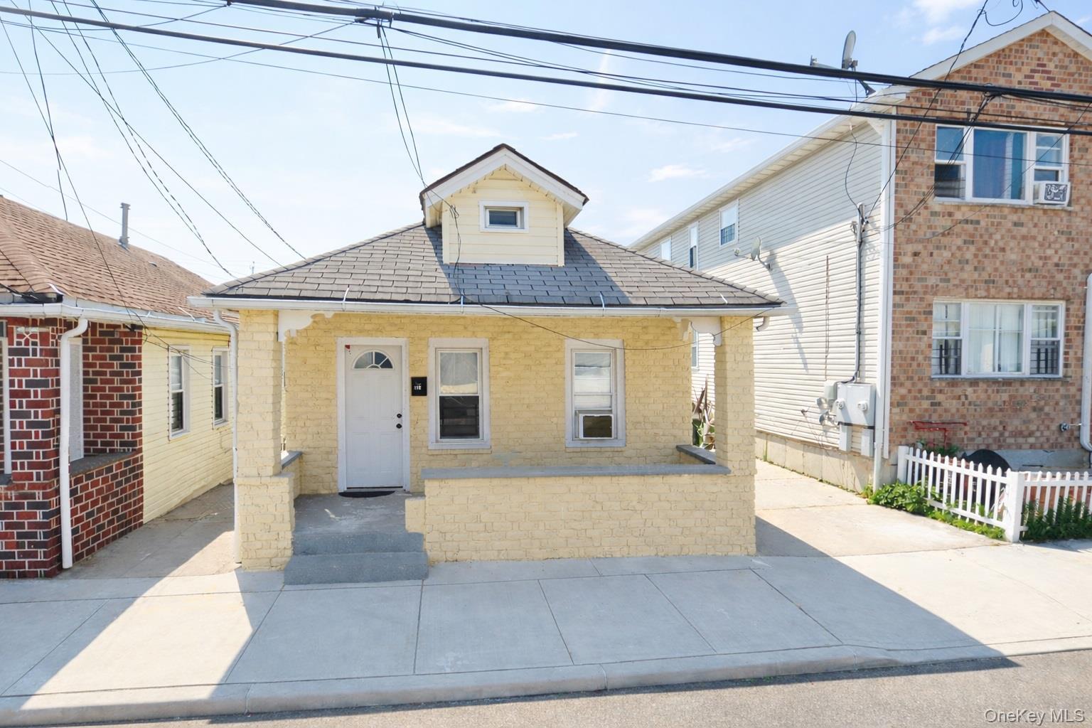 Single Family Beach 25th  Queens, NY 11691, MLS-961269-2
