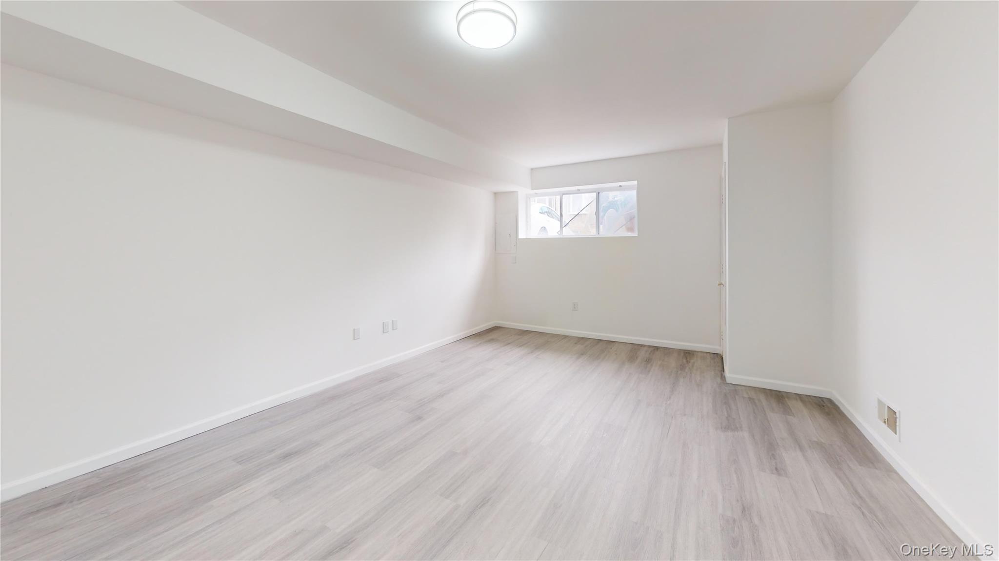 Single Family Lyceum  Staten Island, NY 10310, MLS-961272-27