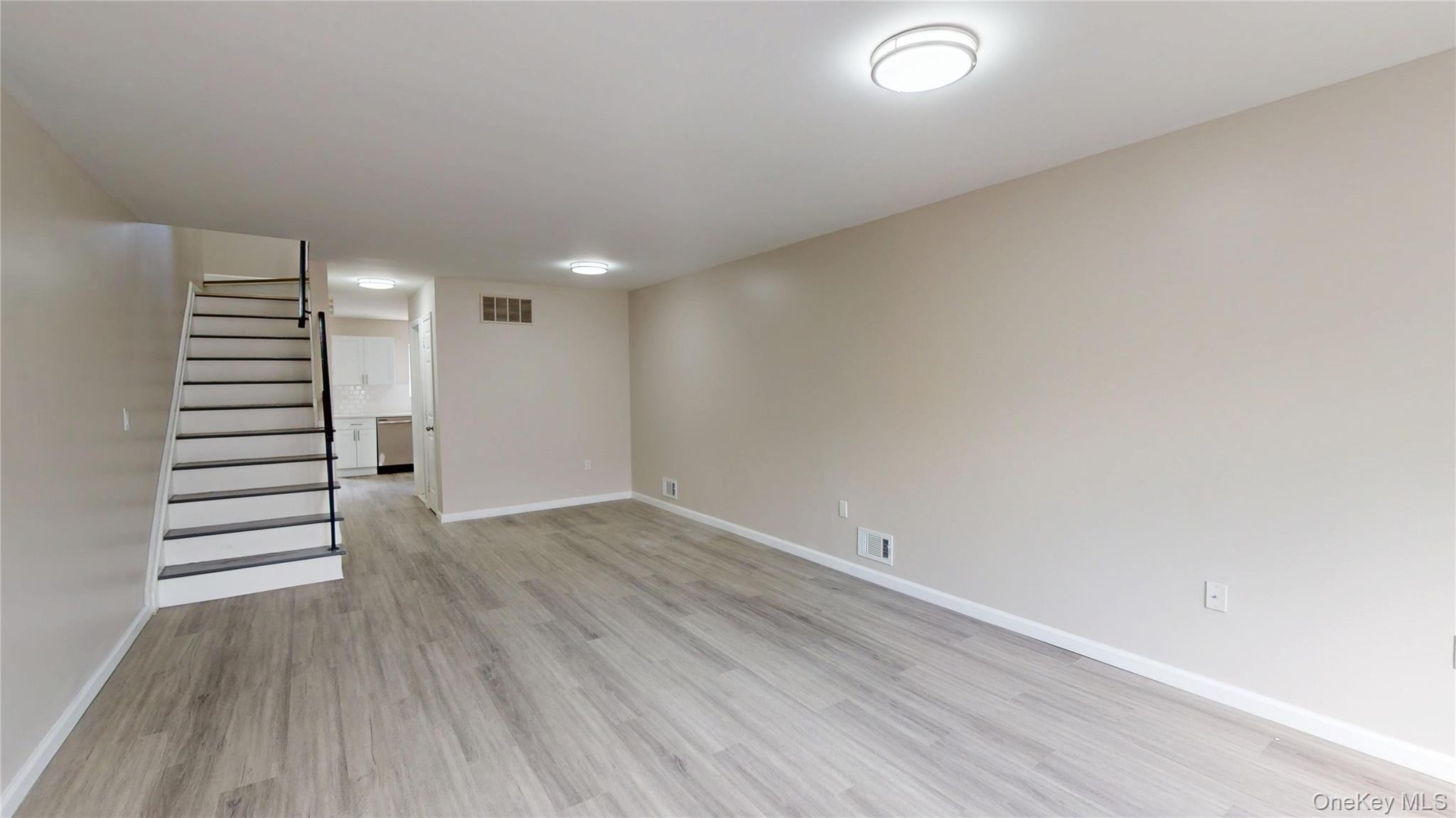 Single Family Lyceum  Staten Island, NY 10310, MLS-961272-3