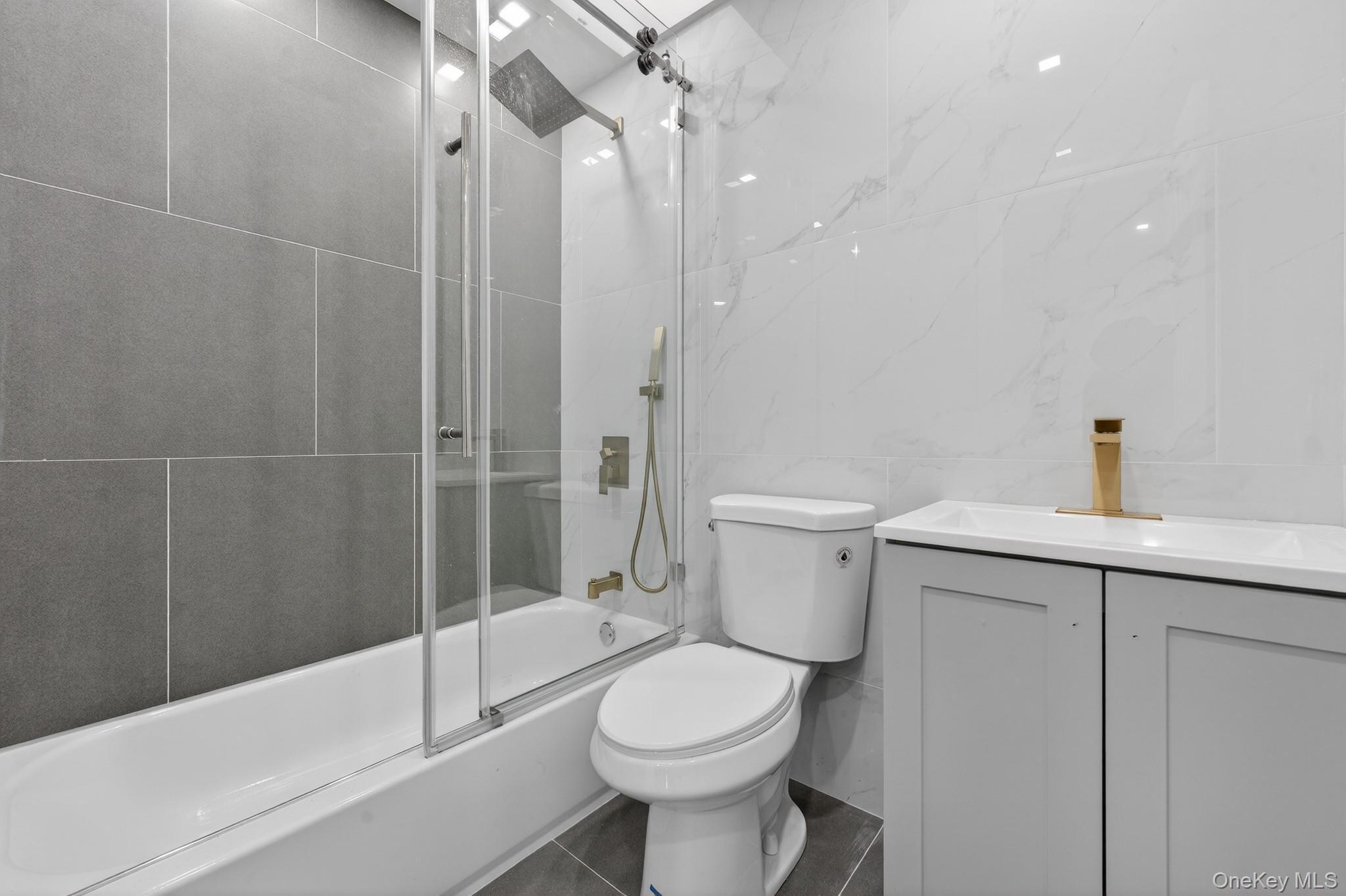 Single Family 91st  Brooklyn, NY 11236, MLS-961277-10