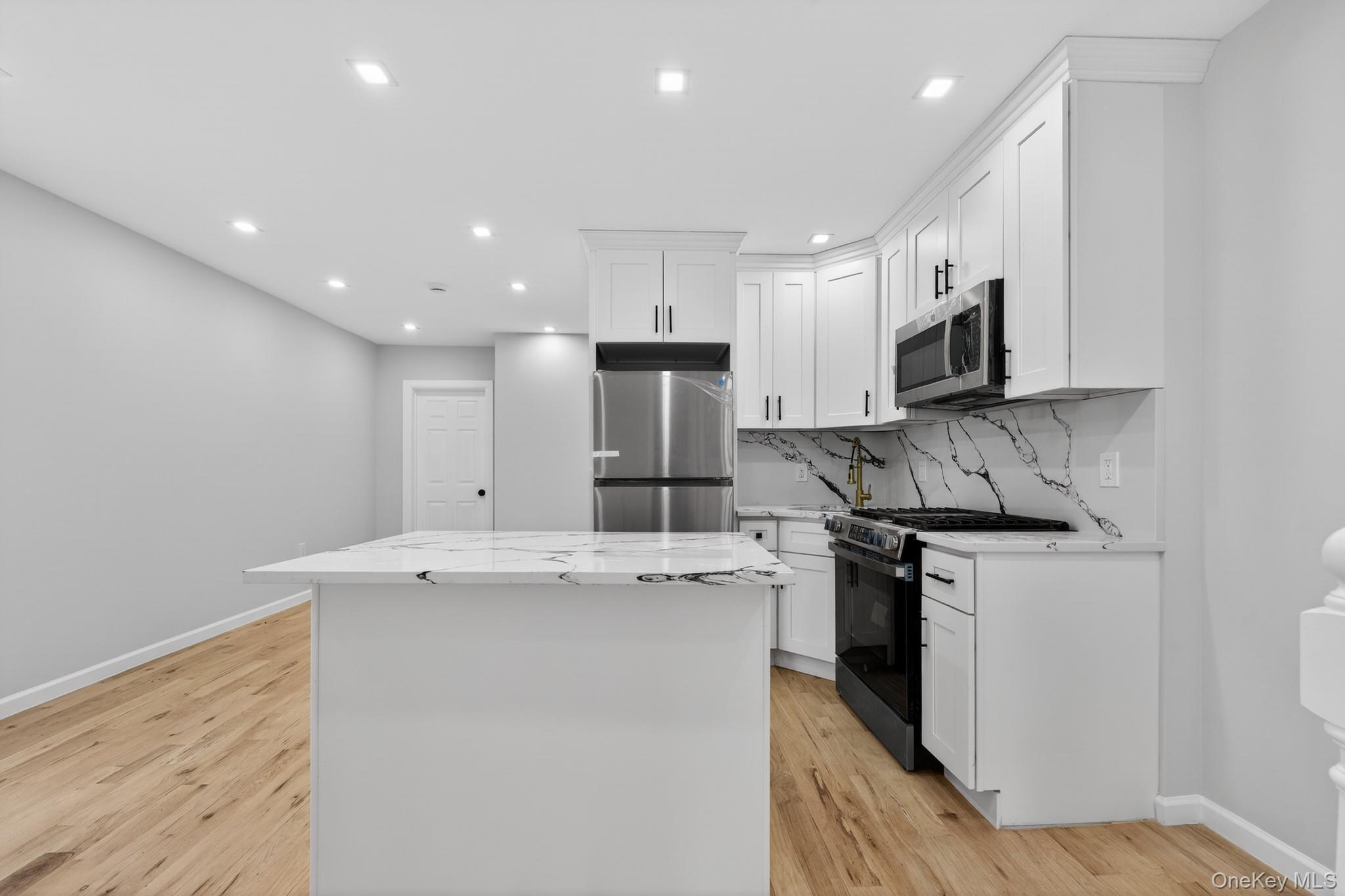 Single Family 91st  Brooklyn, NY 11236, MLS-961277-8