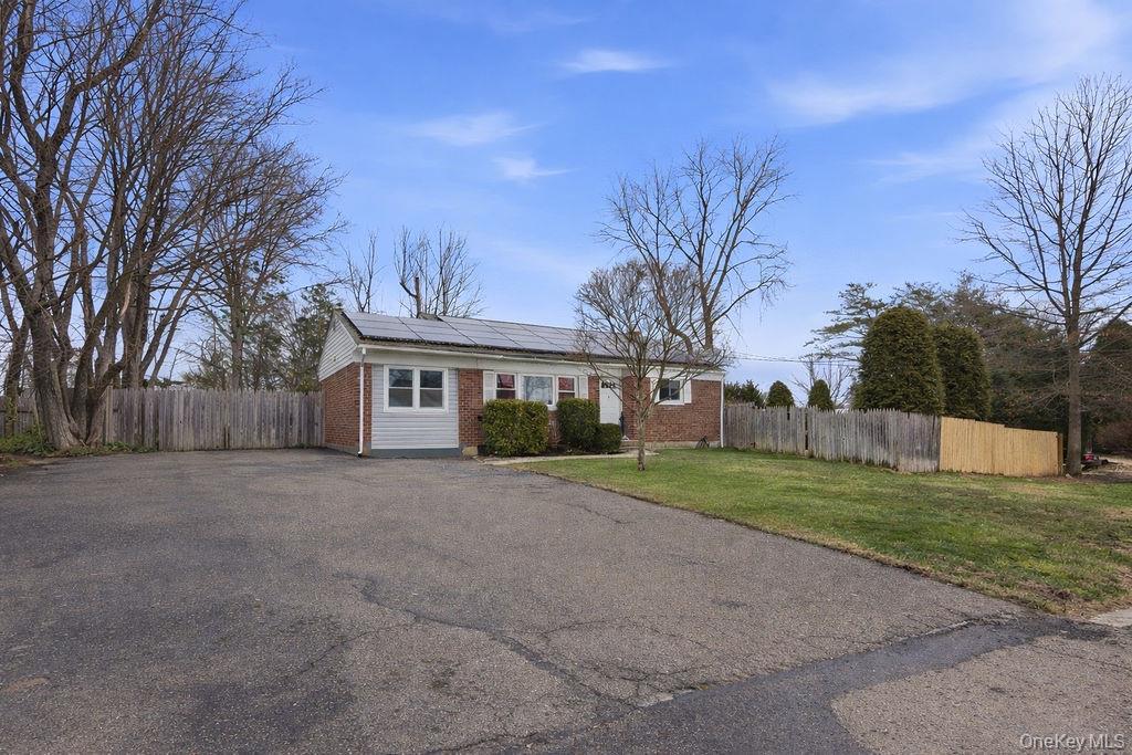 Single Family Oakley  Suffolk County, NY 11746, MLS-961285-2