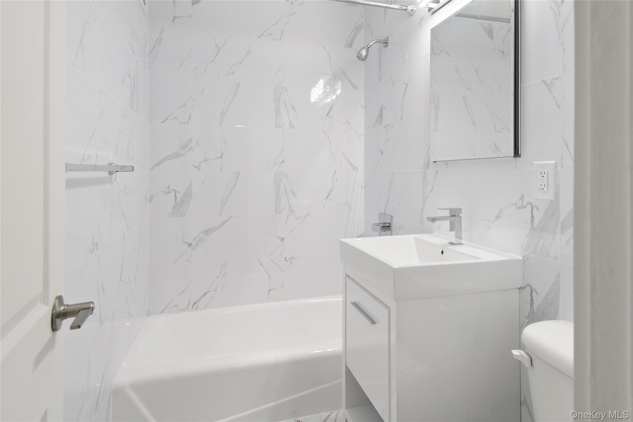 Condo Flatlands Brooklyn, NY 11207, MLS-961289-16