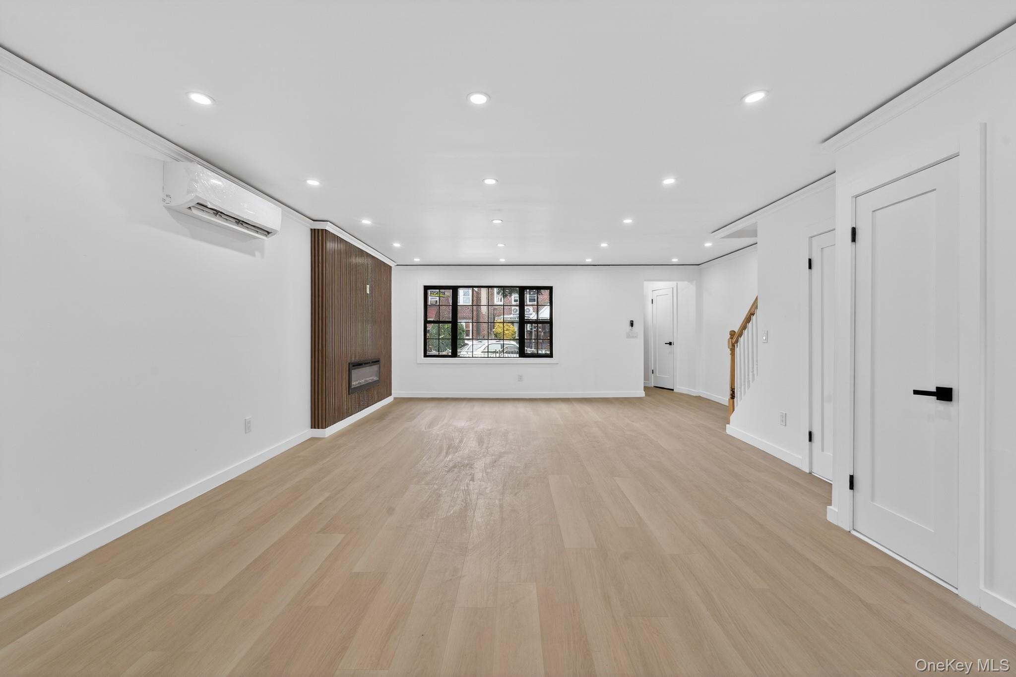 Single Family 200th  Queens, NY 11412, MLS-961290-4