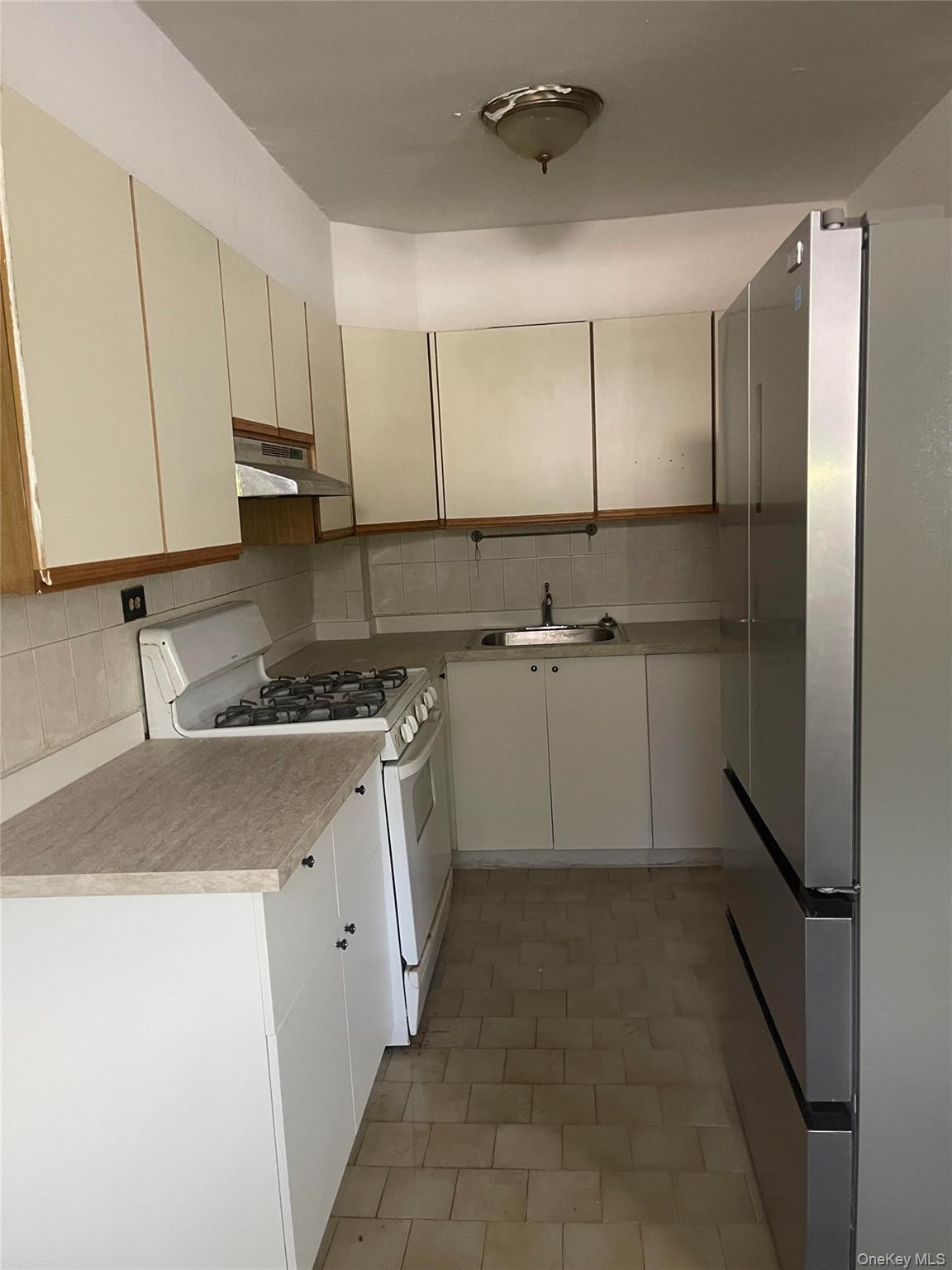 Apartment Melbourne  Queens, NY 11367, MLS-961312-7