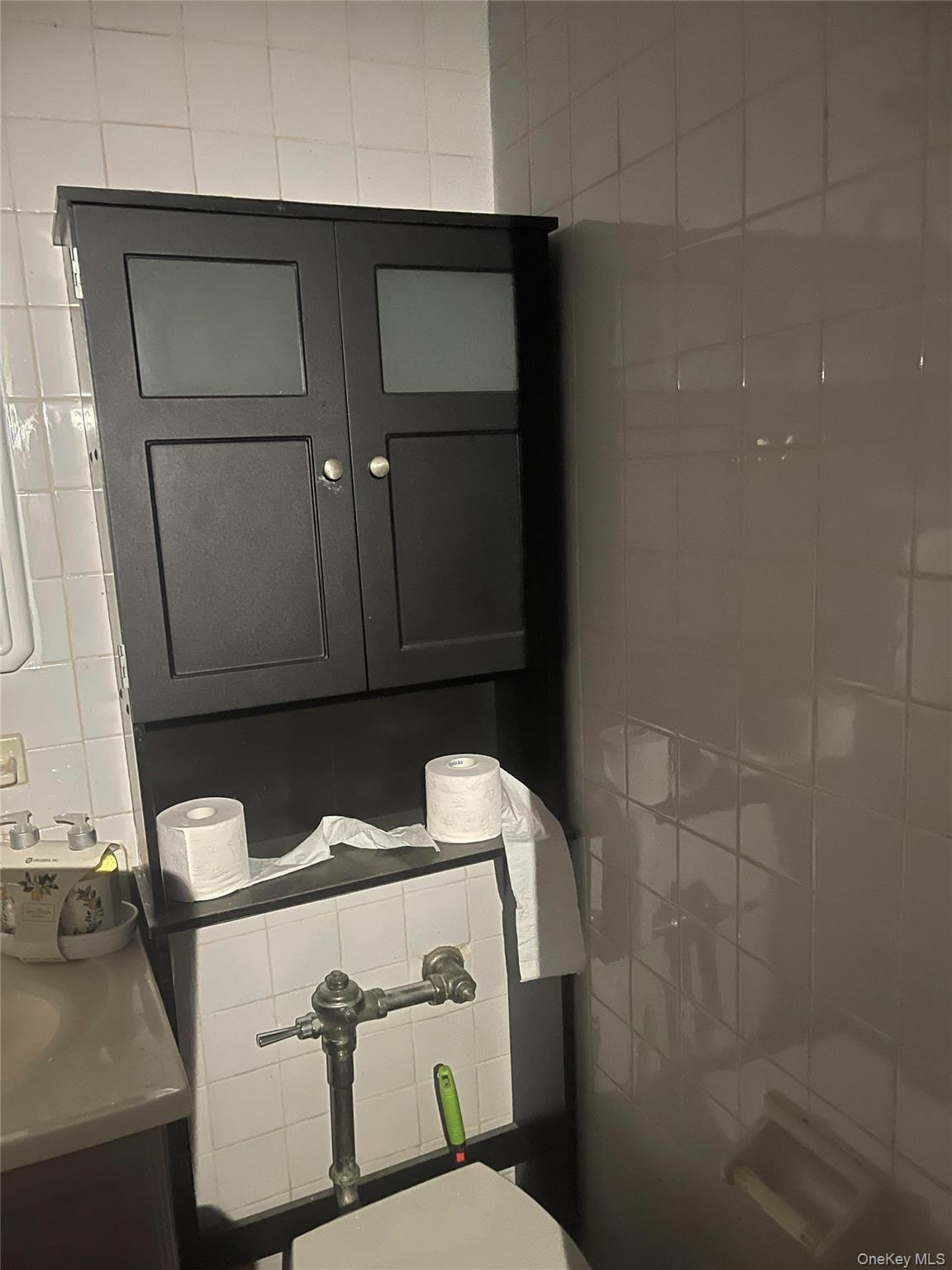 Apartment Melbourne  Queens, NY 11367, MLS-961312-8