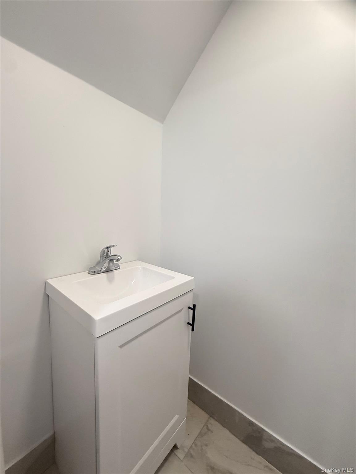 Commercial Lease 43rd  Queens, NY 11104, MLS-961325-6