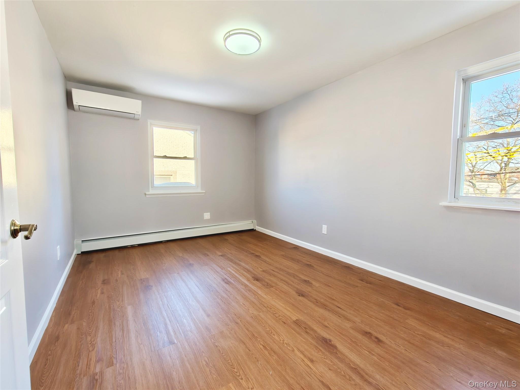 Single Family 125th  Queens, NY 11356, MLS-961327-3