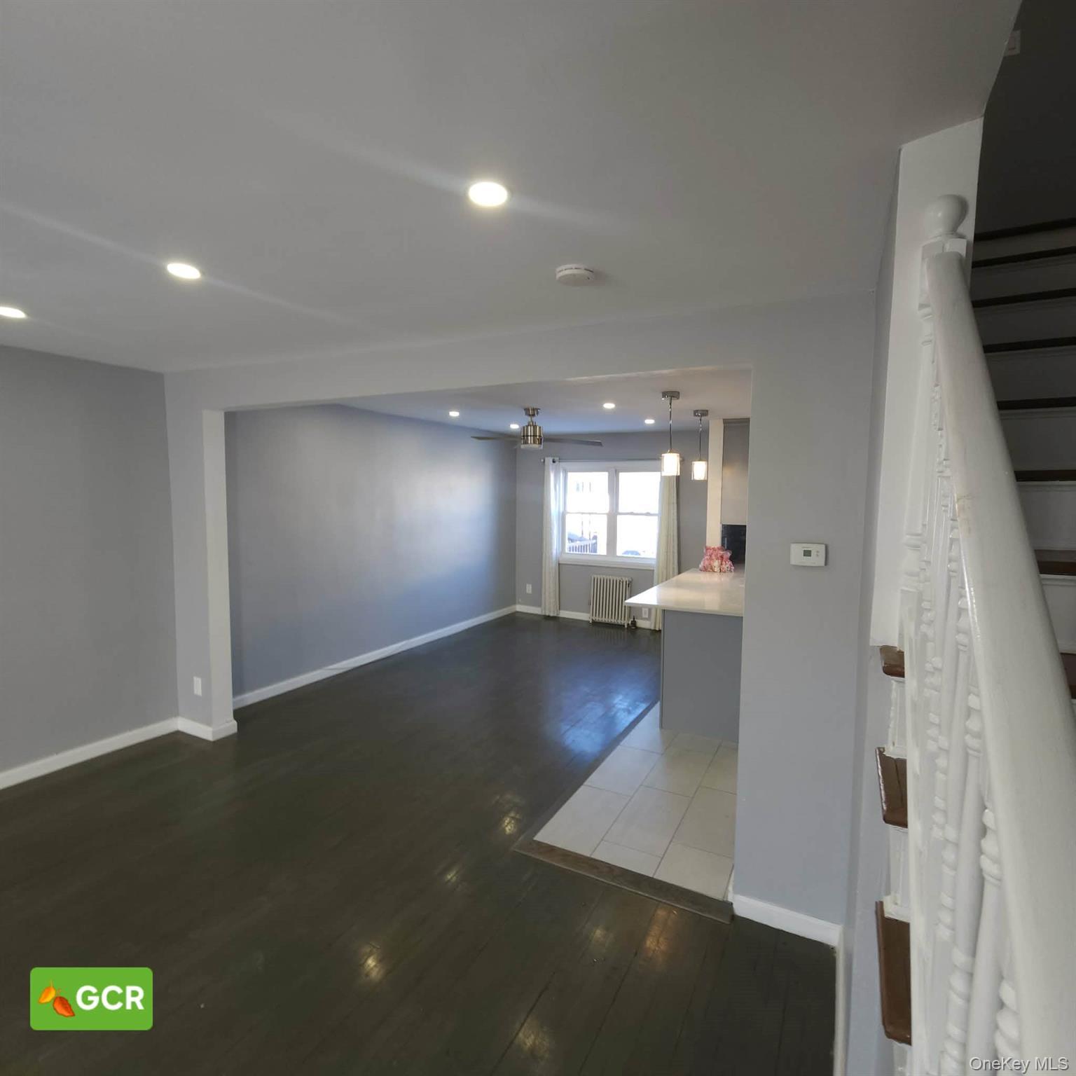 Single Family Murdock Queens, NY 11429, MLS-961328-3
