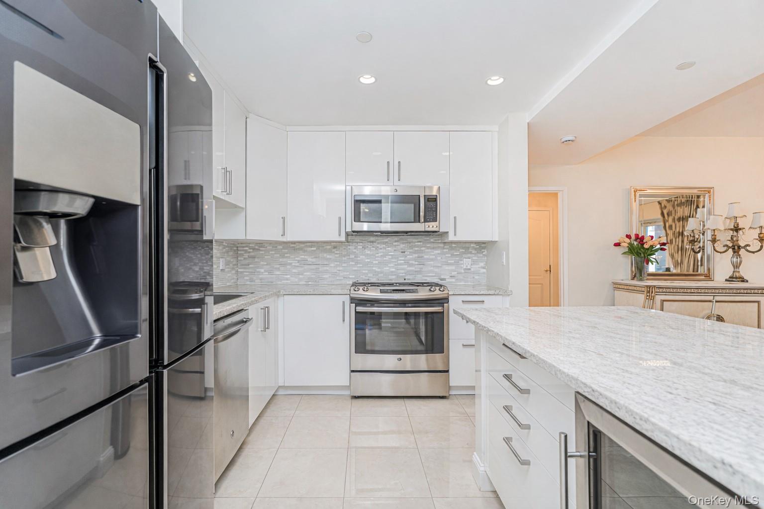 Condo Oceana  Brooklyn, NY 11235, MLS-961349-7