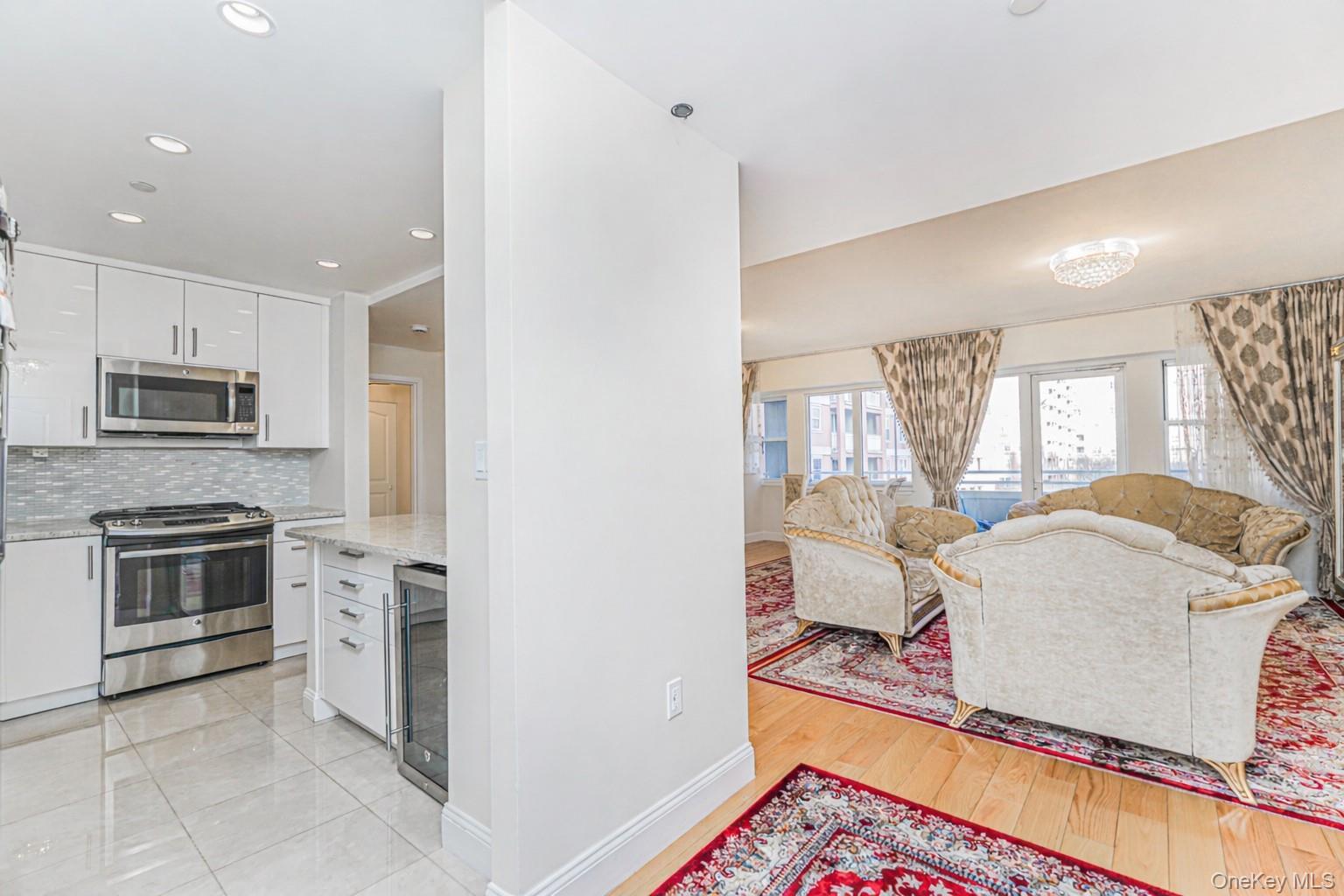 Condo Oceana  Brooklyn, NY 11235, MLS-961349-8