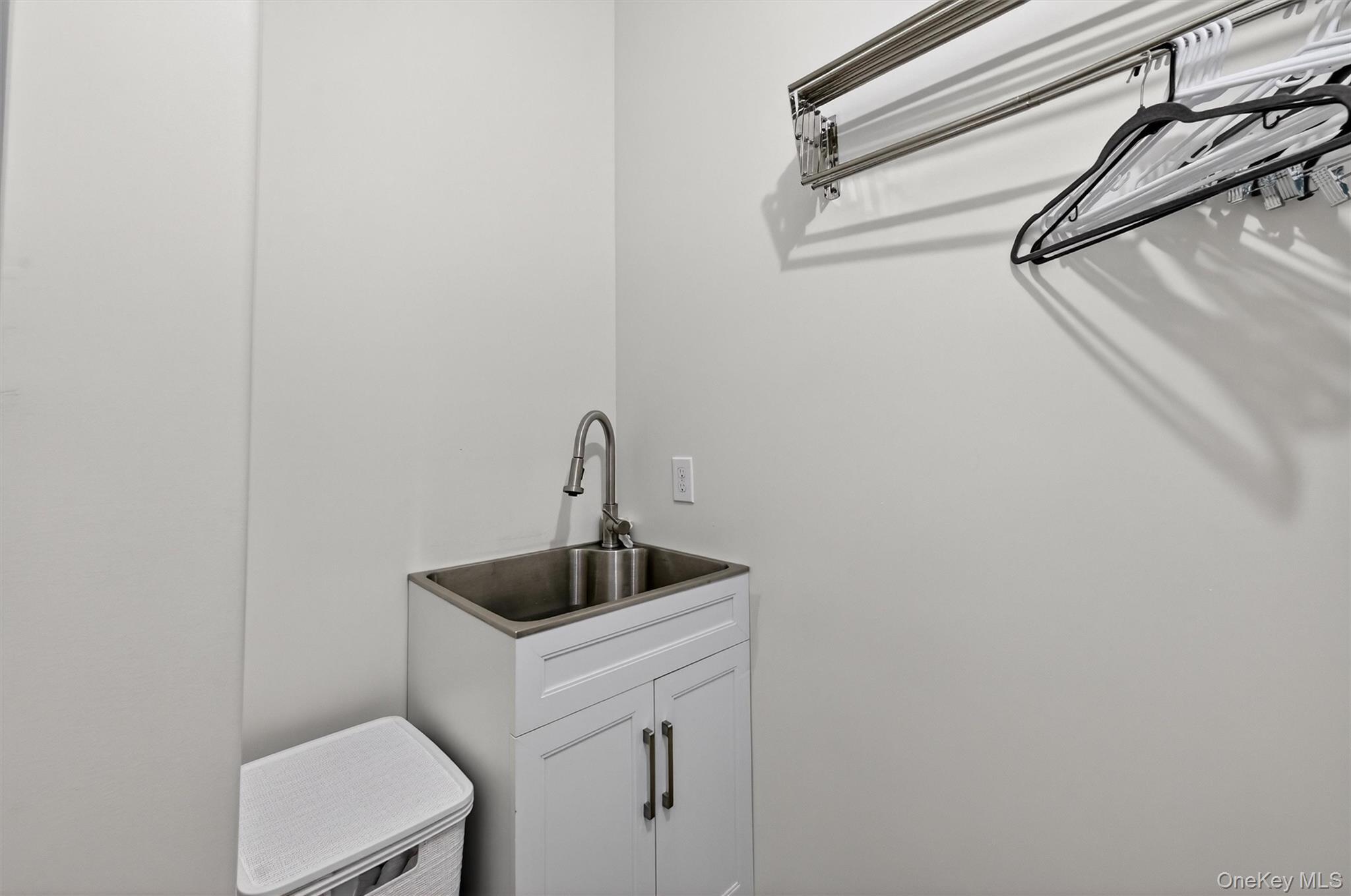 Condo Garfield  Orange County, NY 10950, MLS-961360-12