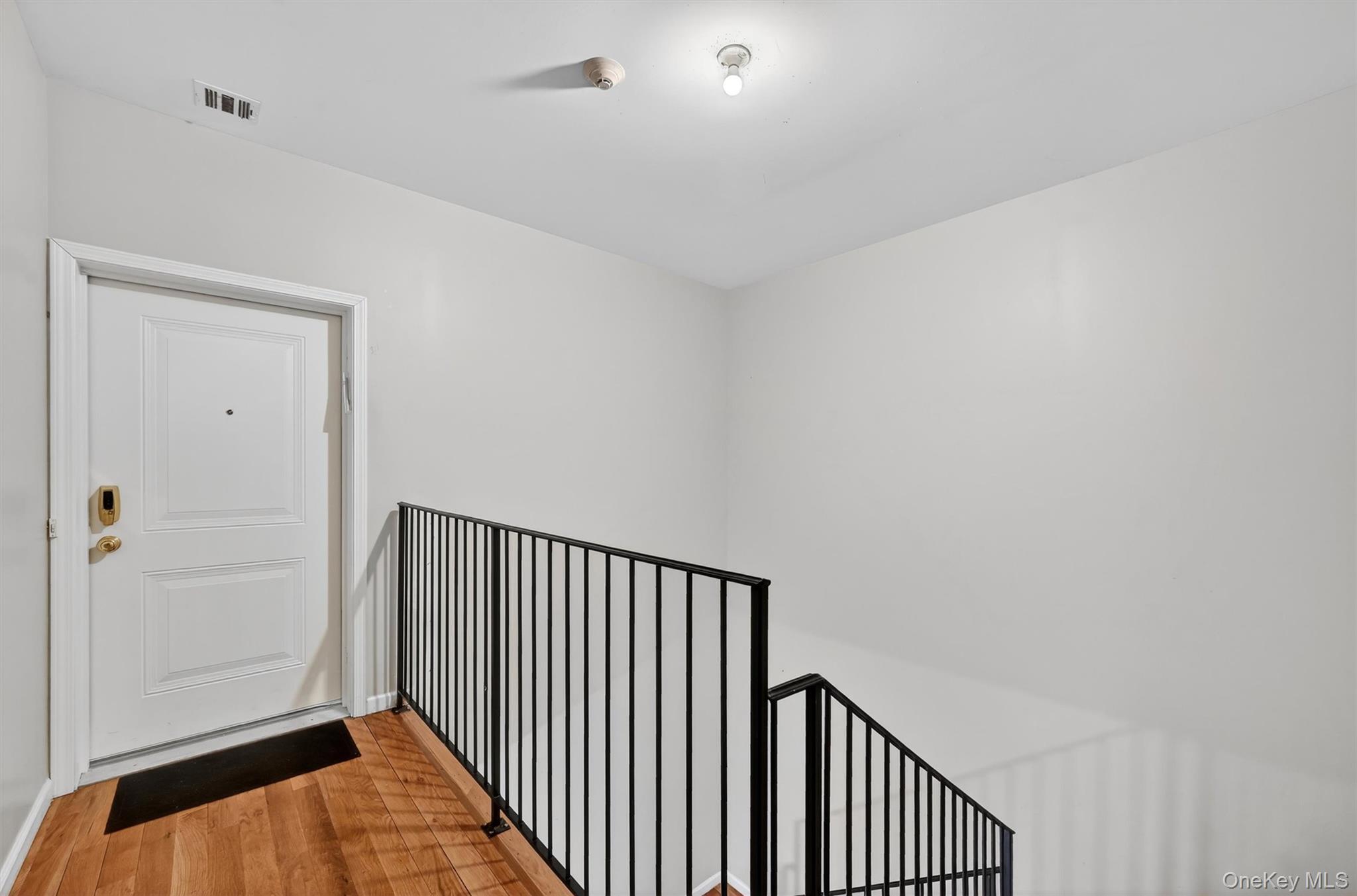 Condo Garfield  Orange County, NY 10950, MLS-961360-23