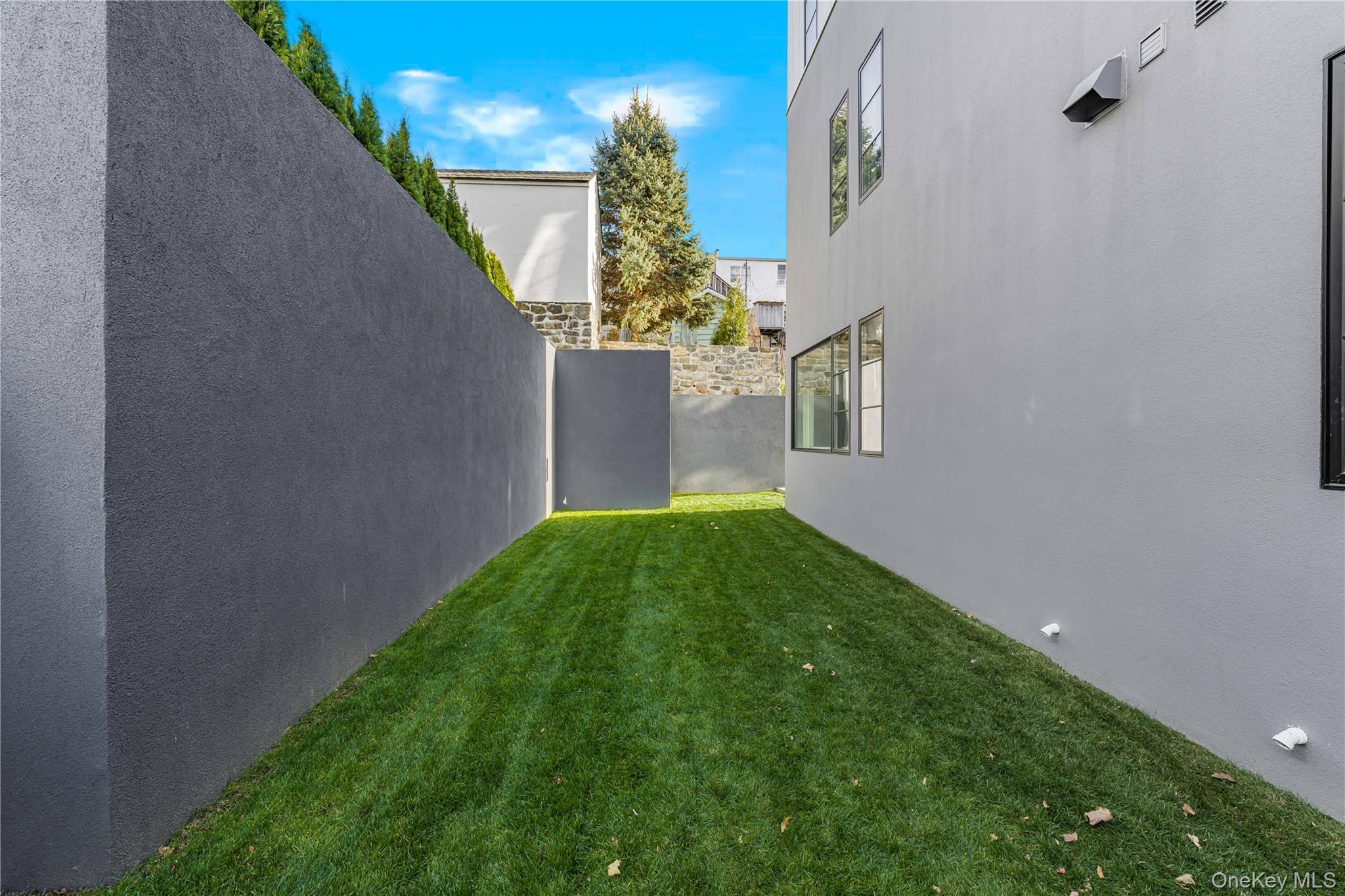 Condo Palisade  Westchester County, NY 10522, MLS-961380-14