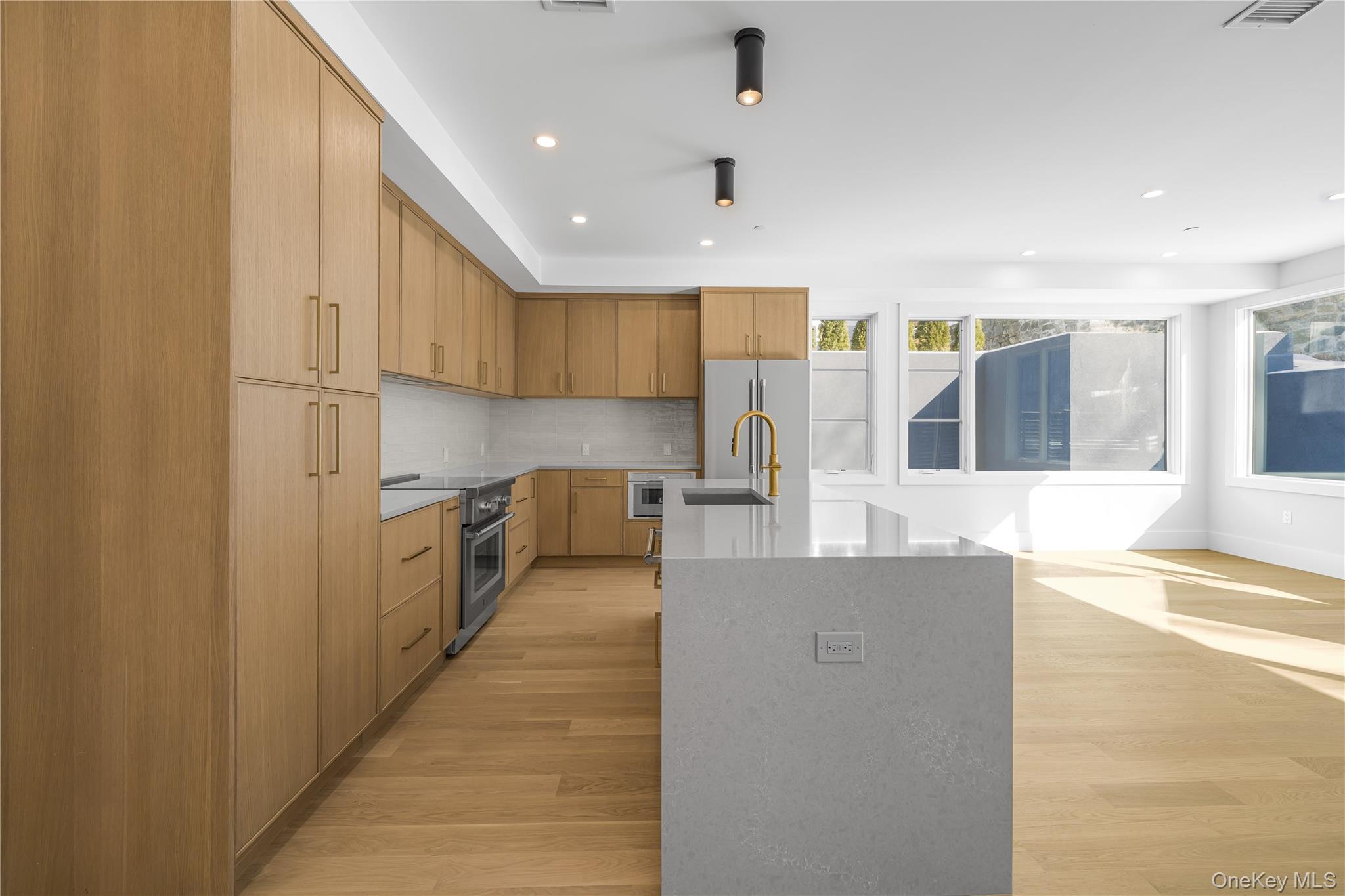 Condo Palisade  Westchester County, NY 10522, MLS-961380-2