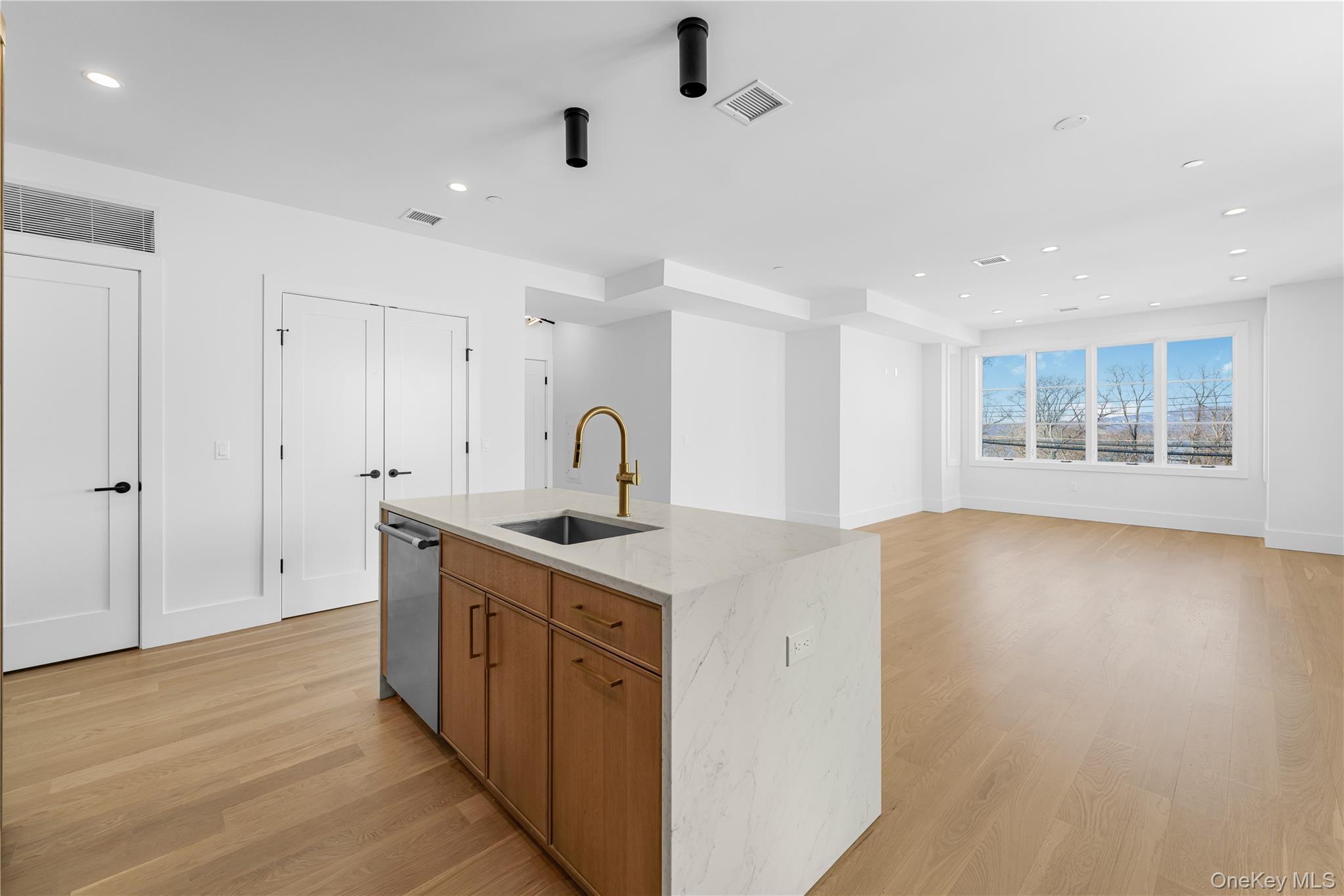 Condo Palisade  Westchester County, NY 10522, MLS-961391-33