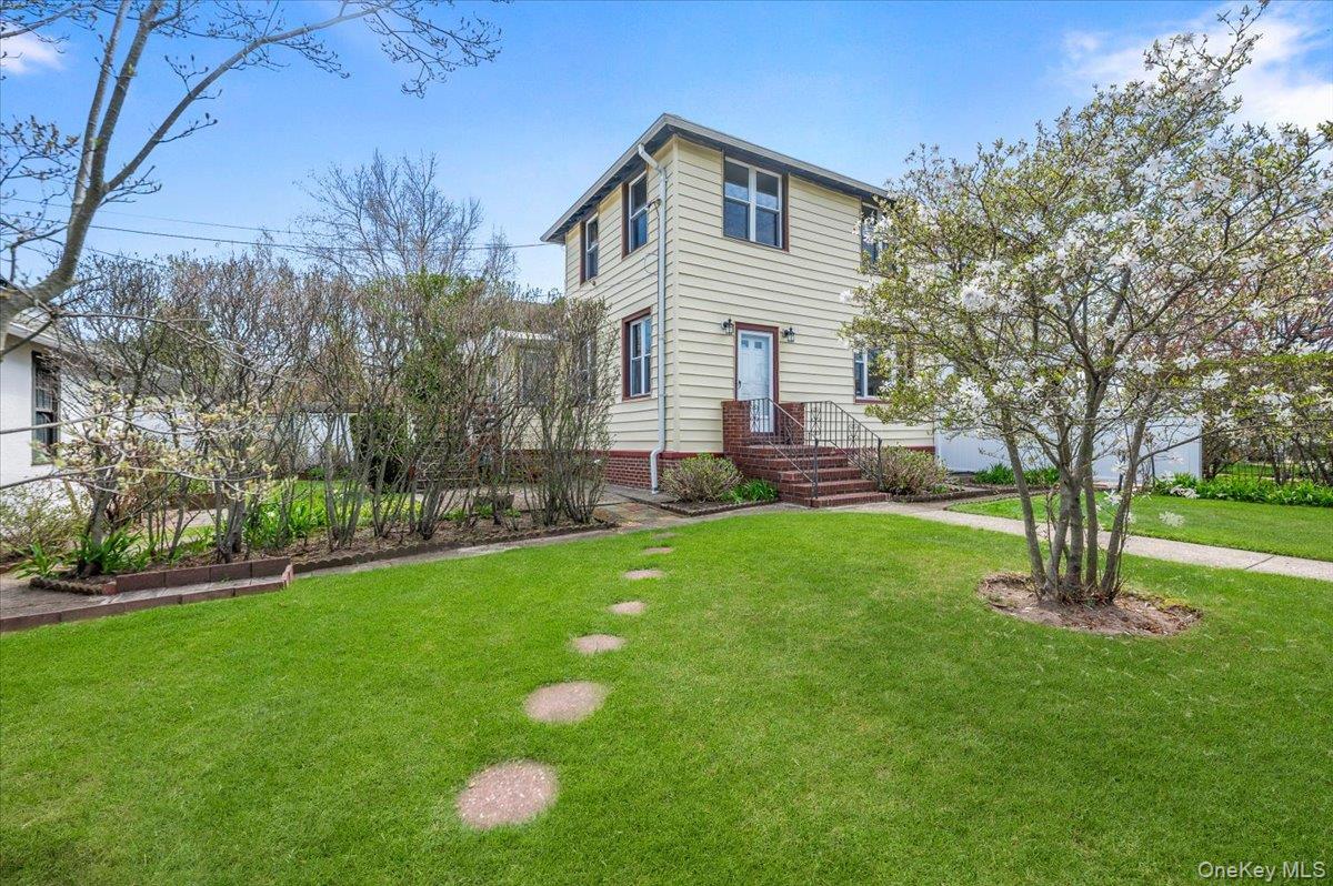 Single Family Lido  Nassau County, NY 11561, MLS-961394-22
