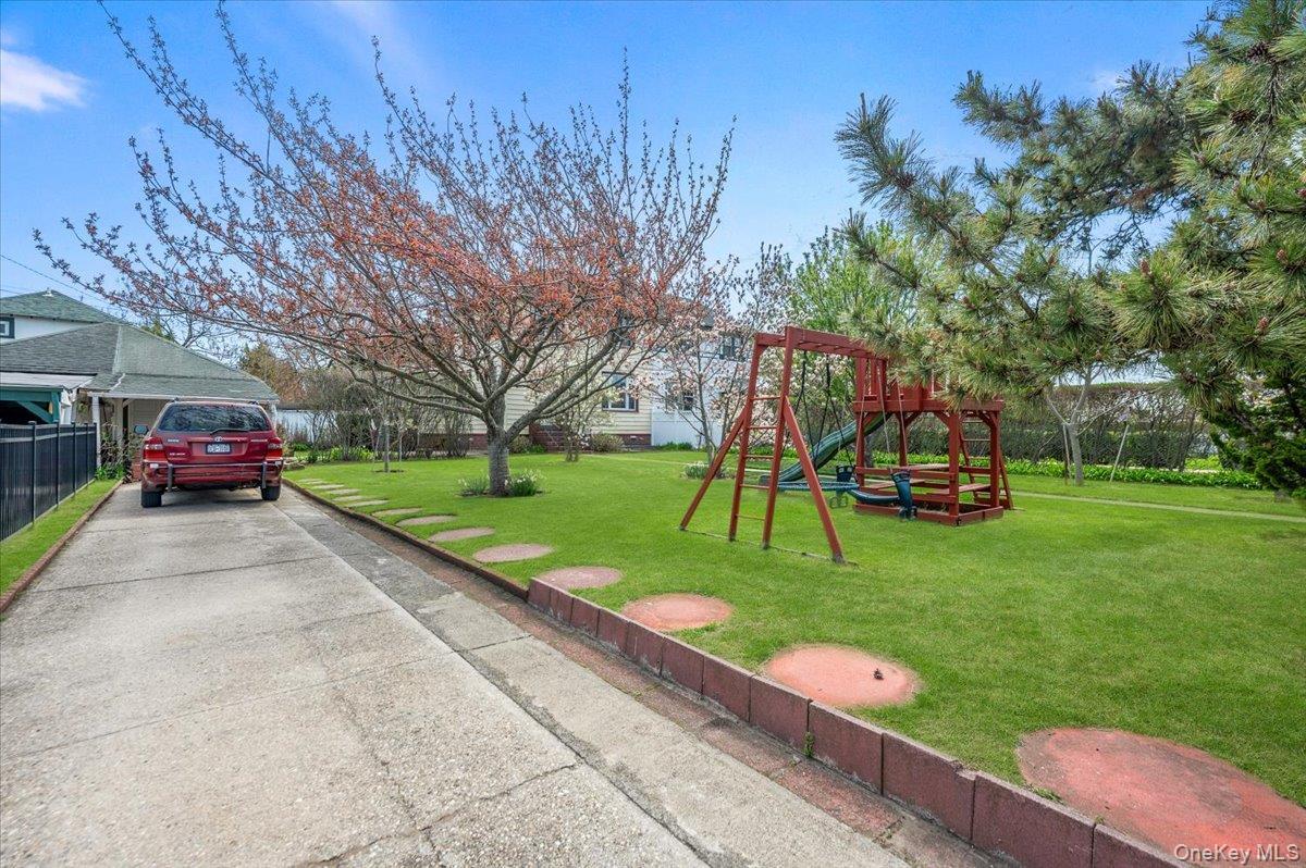 Single Family Lido  Nassau County, NY 11561, MLS-961394-23