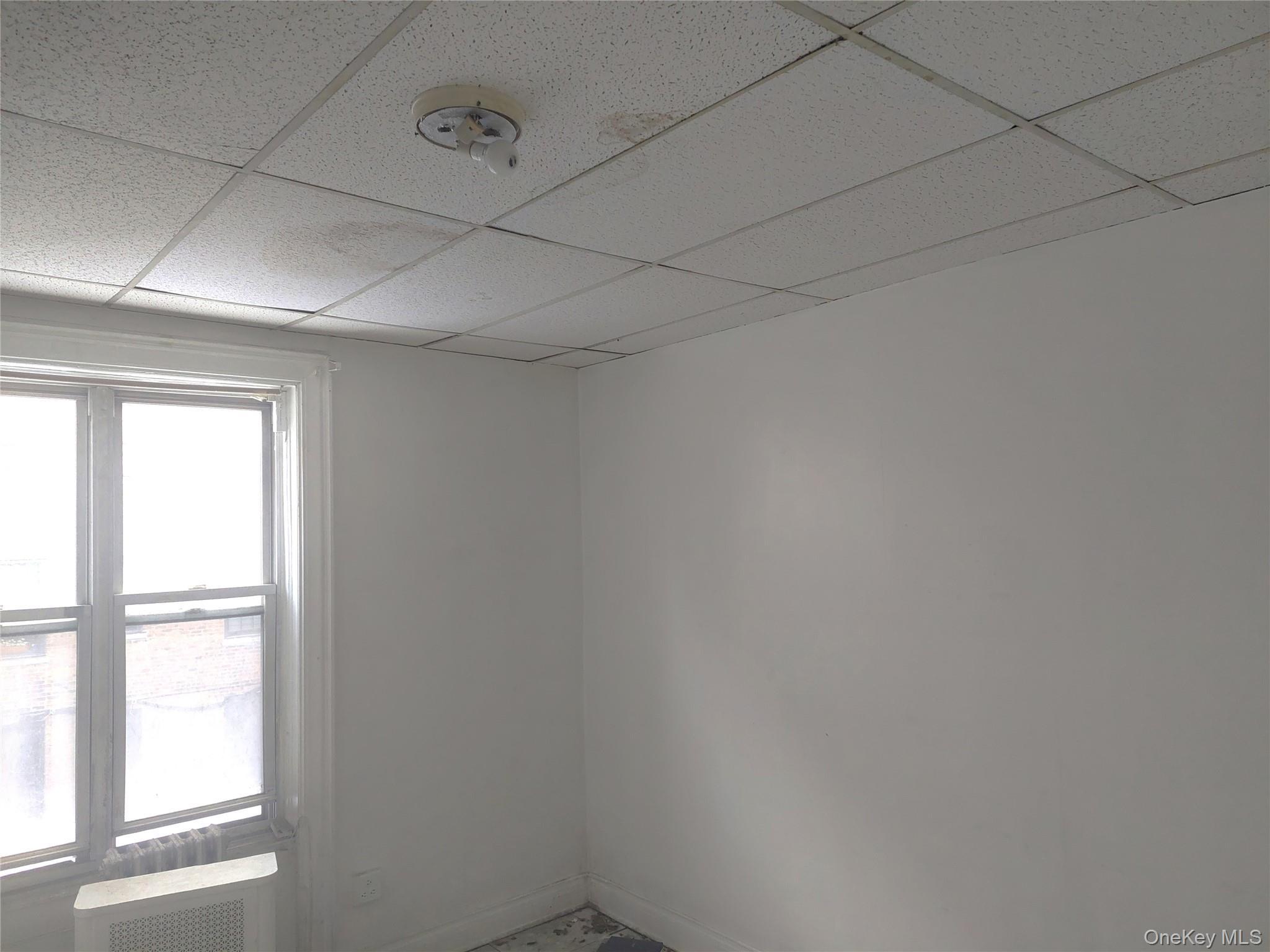 Single Family Grand  Bronx, NY 10468, MLS-961411-2