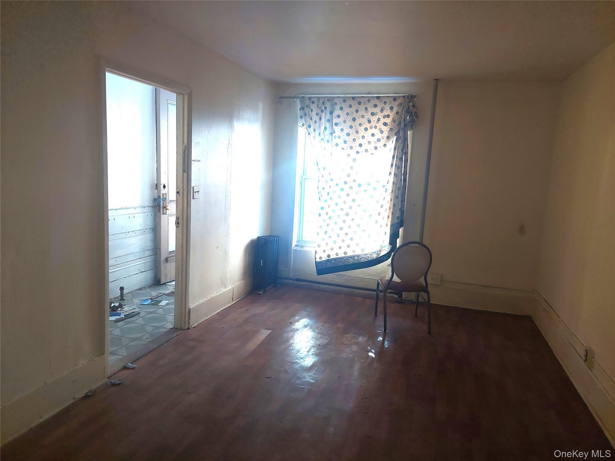 Single Family Grand  Bronx, NY 10468, MLS-961411-5