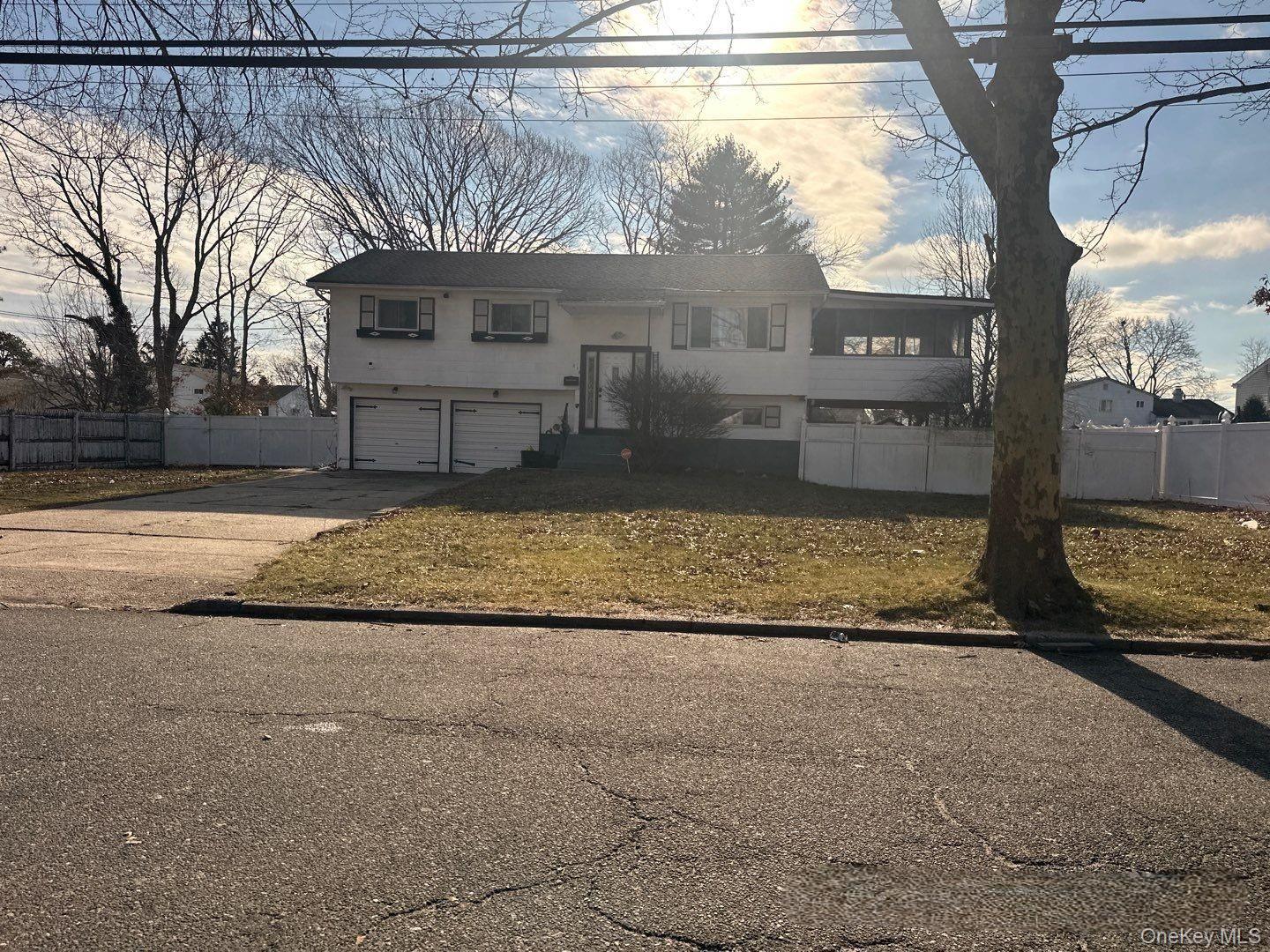 Single Family Newberry Street Suffolk County, NY 11717, MLS-961423-3